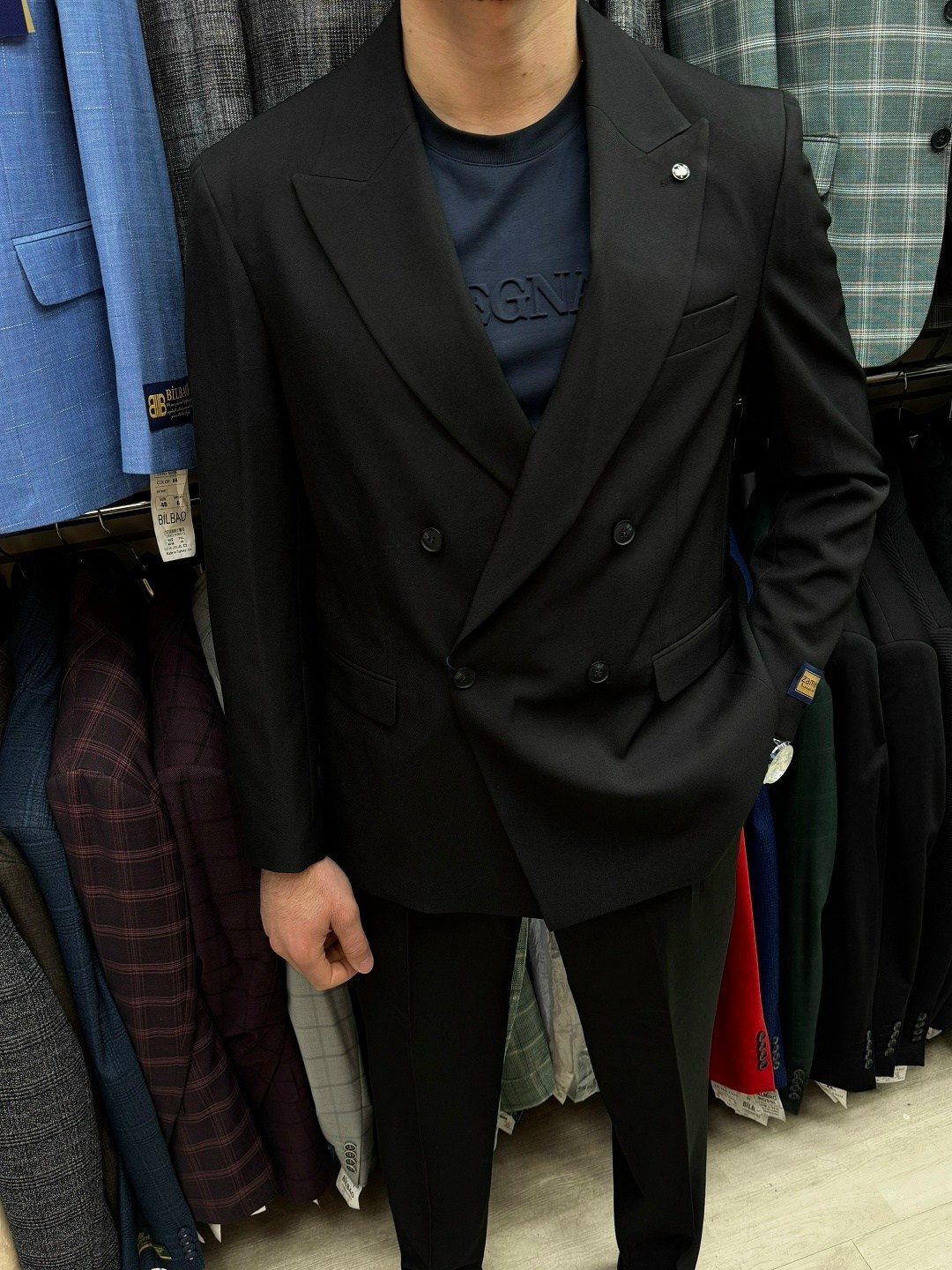 двубортный костюм,костюм классический,мужской двубортный костюм,костюм деловой,мужской костюм двойка