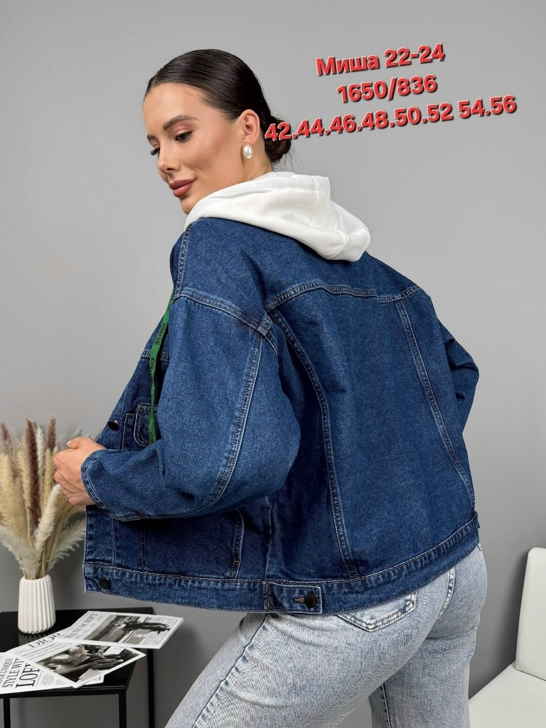 женские джинсовые куртки,джинсовая куртка,женская джинсовая куртка с капюшоном,модные джинсовые куртки,джинсовая куртка стильная