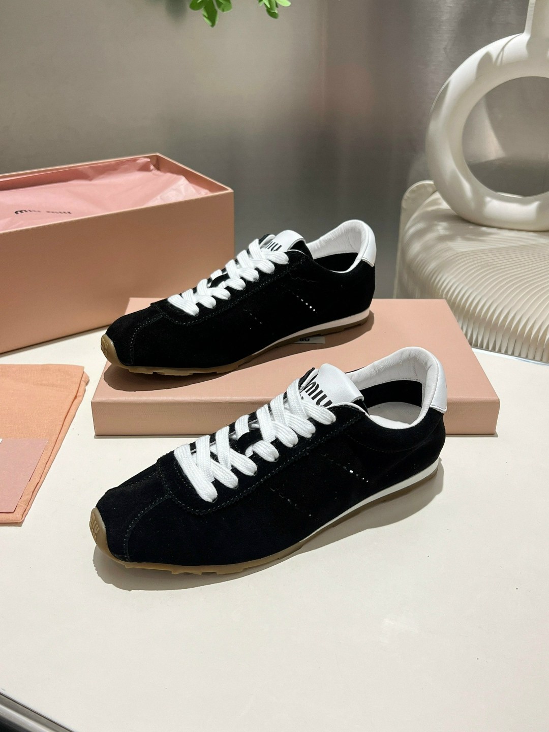 ,кроссовки miu miu,мужские кроссовки puma,puma roma classic gum,кожаные кроссовки