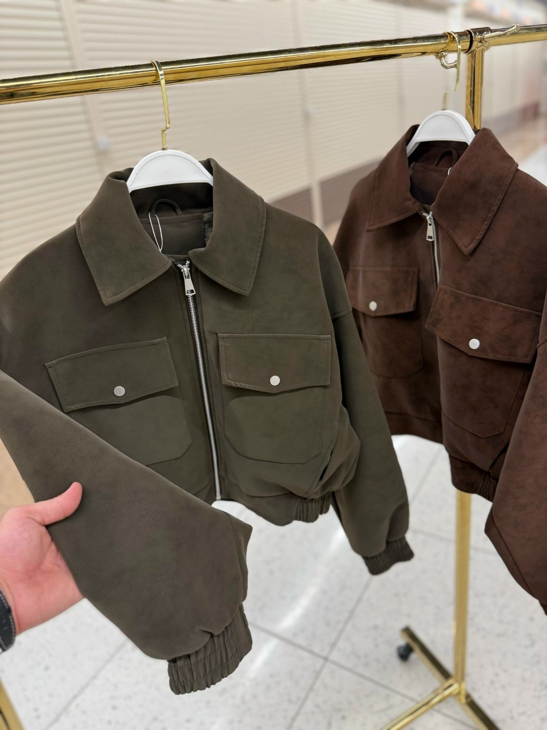 бомбер женская куртка,куртка замшевая,куртка бомбер,бомбер укороченный оверсайз замшевый куртка рабочего тренд saint shine,куртка замш