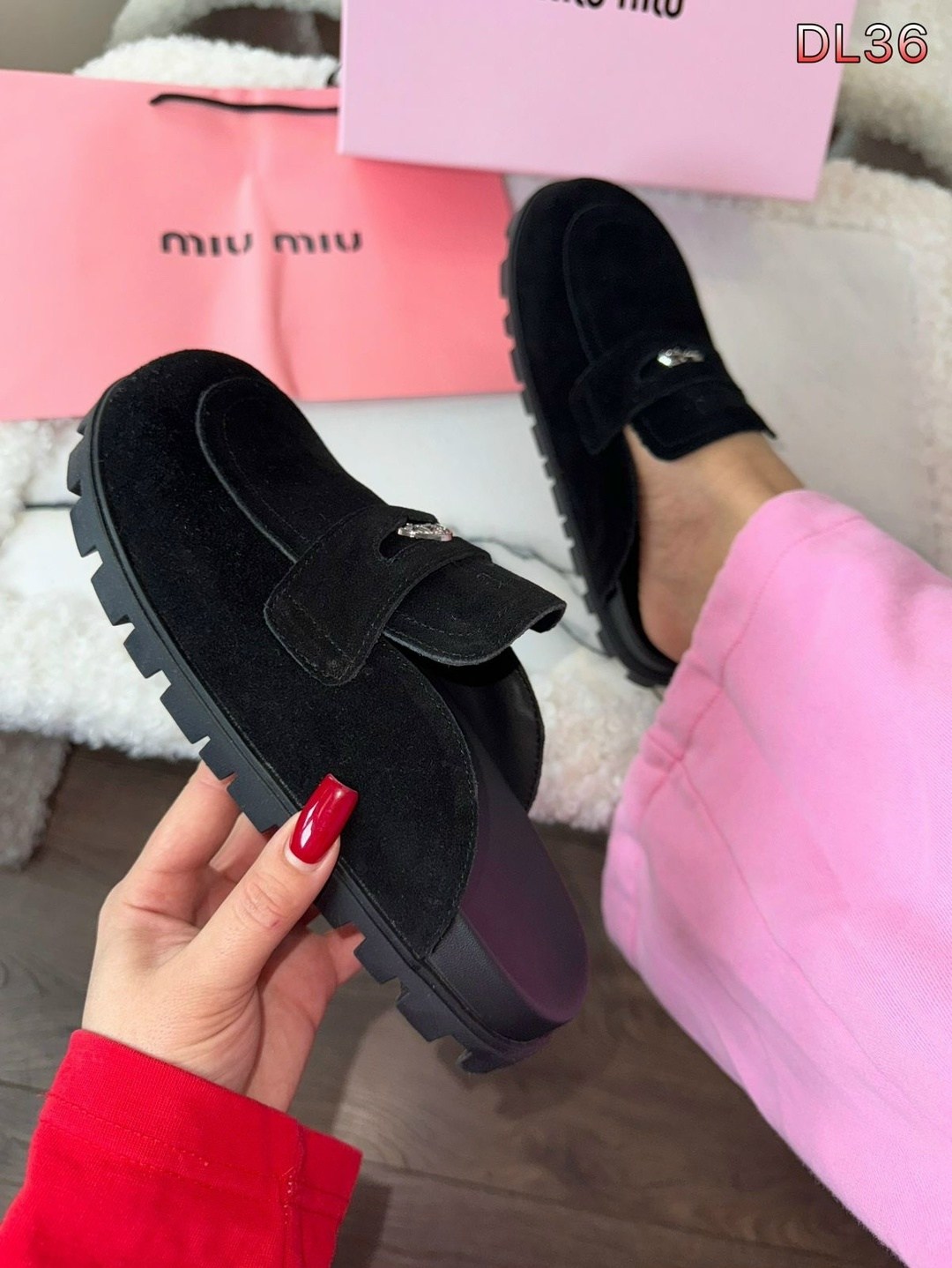 ,замшевые мюли,замшевые лоферы miu miu на высокий подошве и фирменной фурнитурой,сабо женские,мюли женские