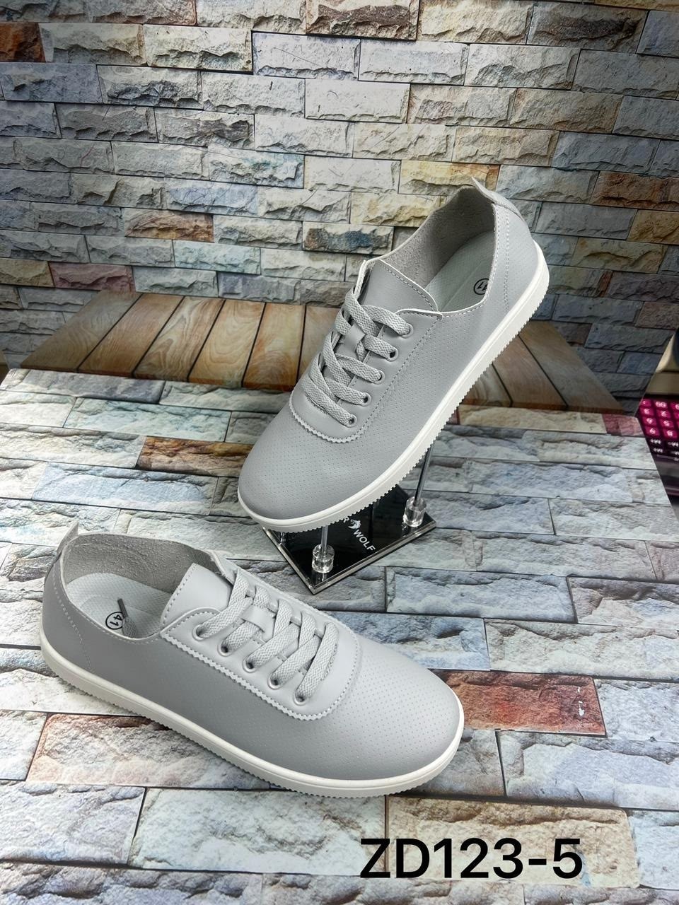 ,мокасины,женские мокасины,мокасины с перфорацией,слипоны женские