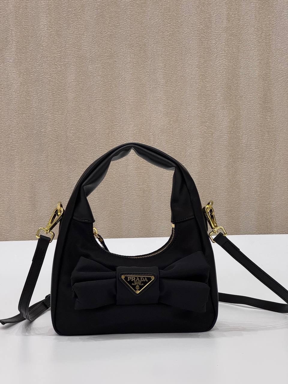 женская сумка prada,сумка prada,сумка на плечо prada,сумка через плечо prada,сумка из нейлона prada