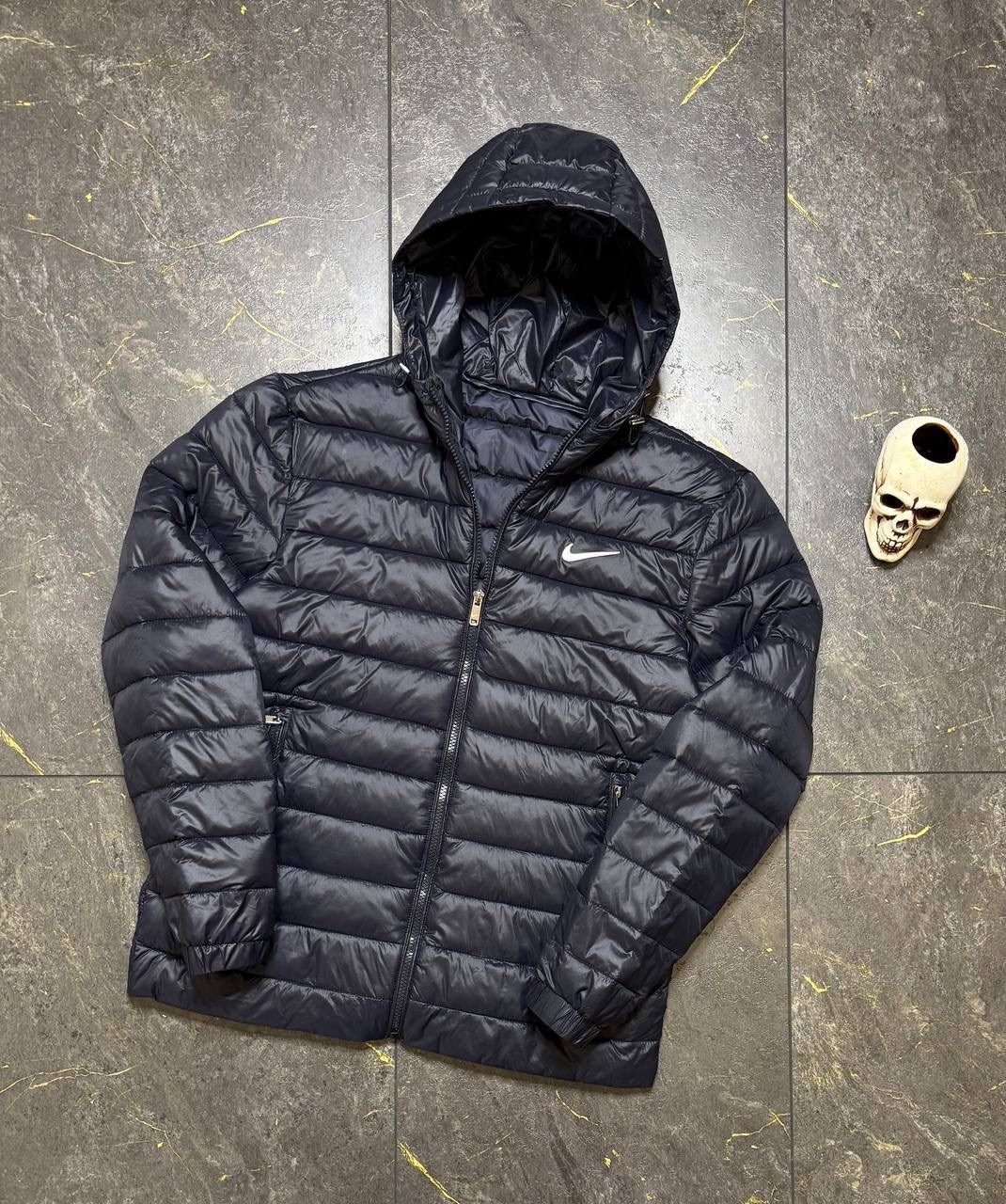 куртка мужская демисезонная стеганная на синтепоне с логотипом,мужская куртка с капюшоном,куртка пуховик мужская,куртка мужскaя демисезонная,куртка пуховик