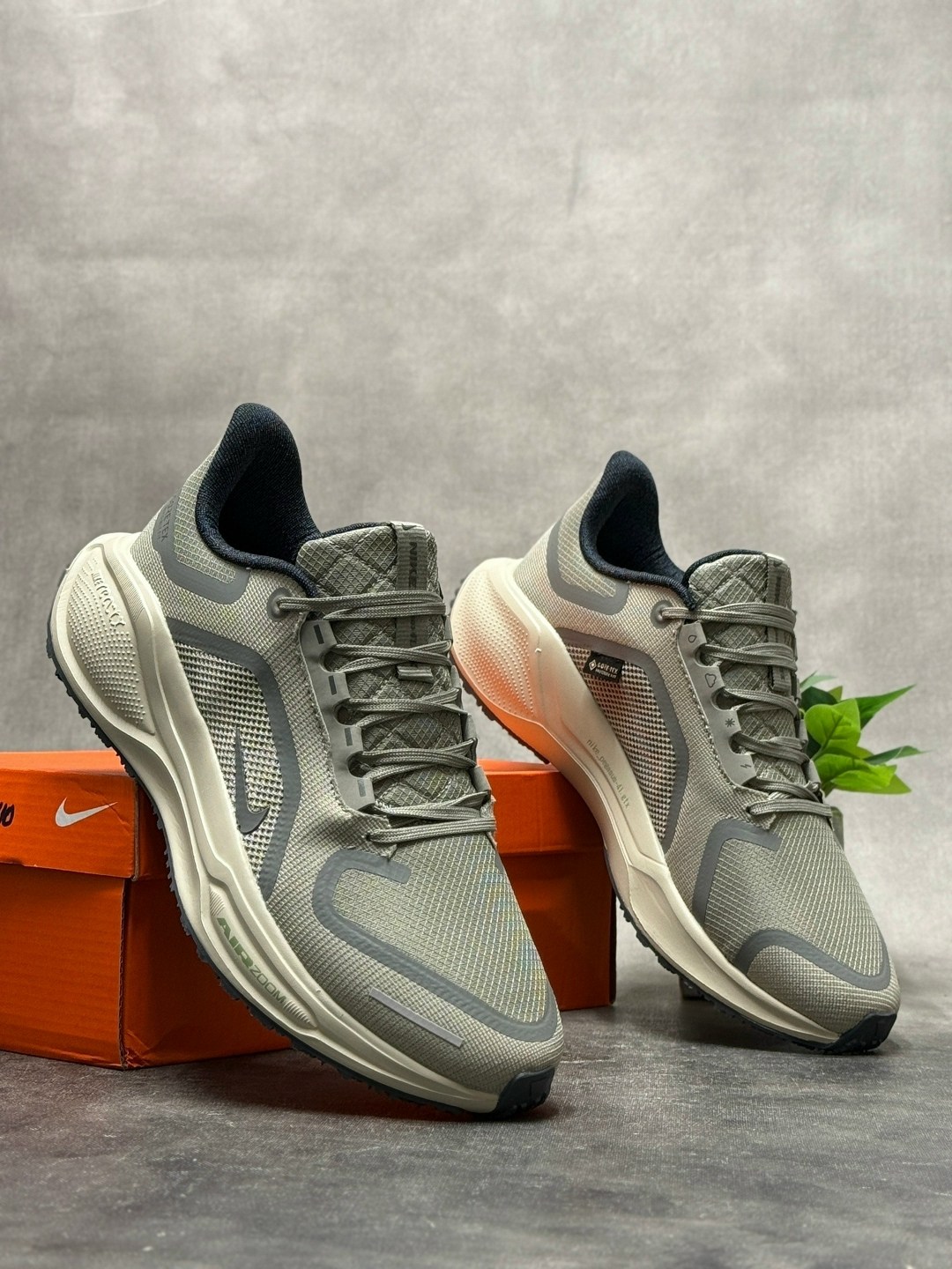 мужские кроссовки,кроссовки,спортивная ,мужская спортивная ,спортивные кроссовки