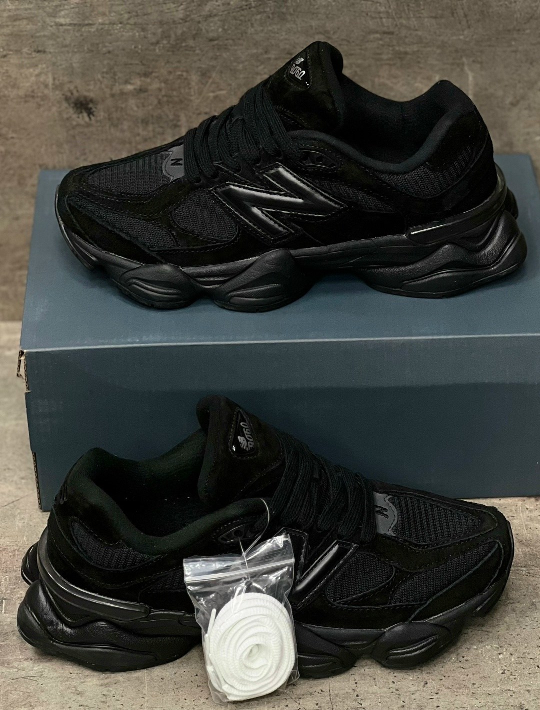 кроссовки мужские женские,кроссовки адидас falcon black,кроссовки черные,кроссовки adidas ozweego 2 x raf simons цвет черный,мужские кроссовки adidas