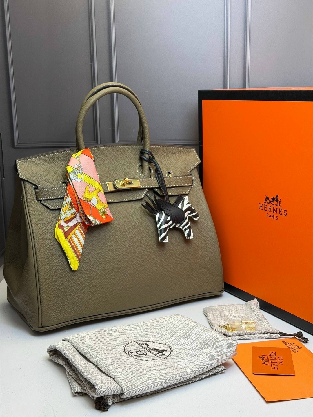 сумка hermes birkin 35 гермес биркин люкс,сумка hermes birkin 35 гермес темно-серый,hermes женская сумка,сумка hermes,hermes birkin коричневая сумка гермес биркин люкс