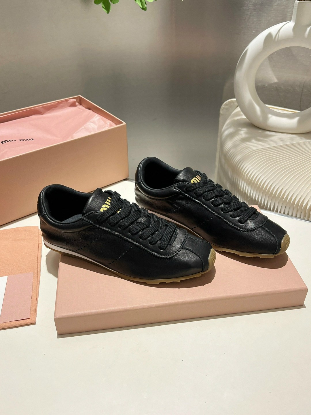 ,кроссовки miu miu,мужские кроссовки puma,puma roma classic gum,кожаные кроссовки