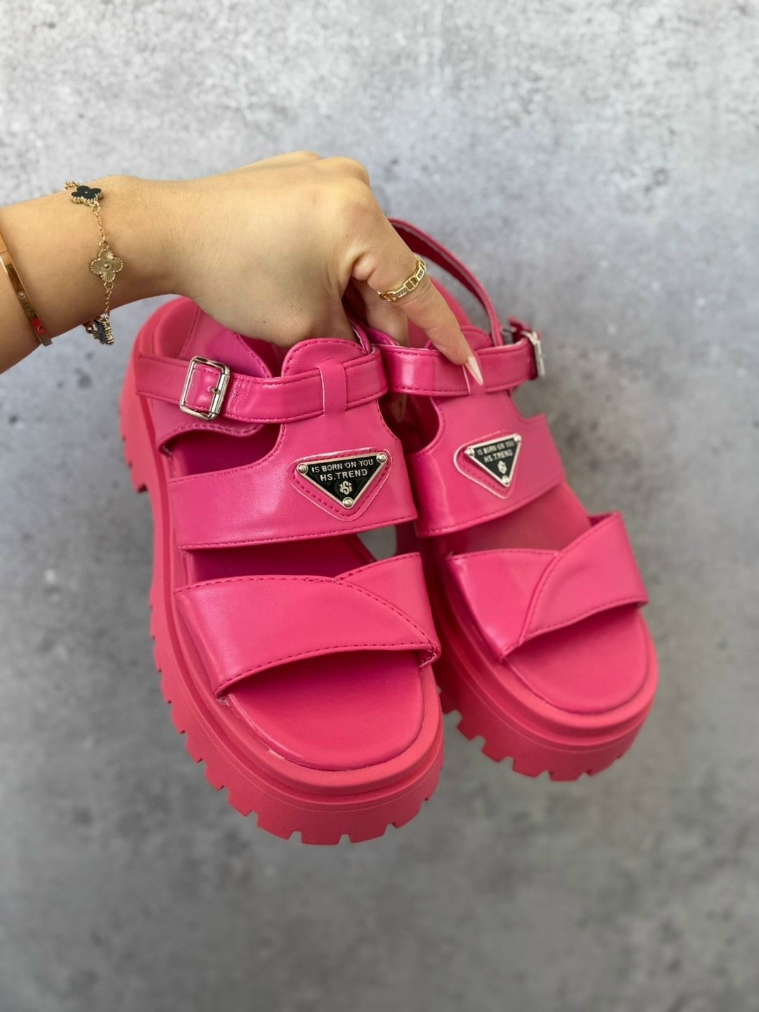 босоножки prada,сандалии прада женские,сандалии prada,сандалии босоножки,сандалии