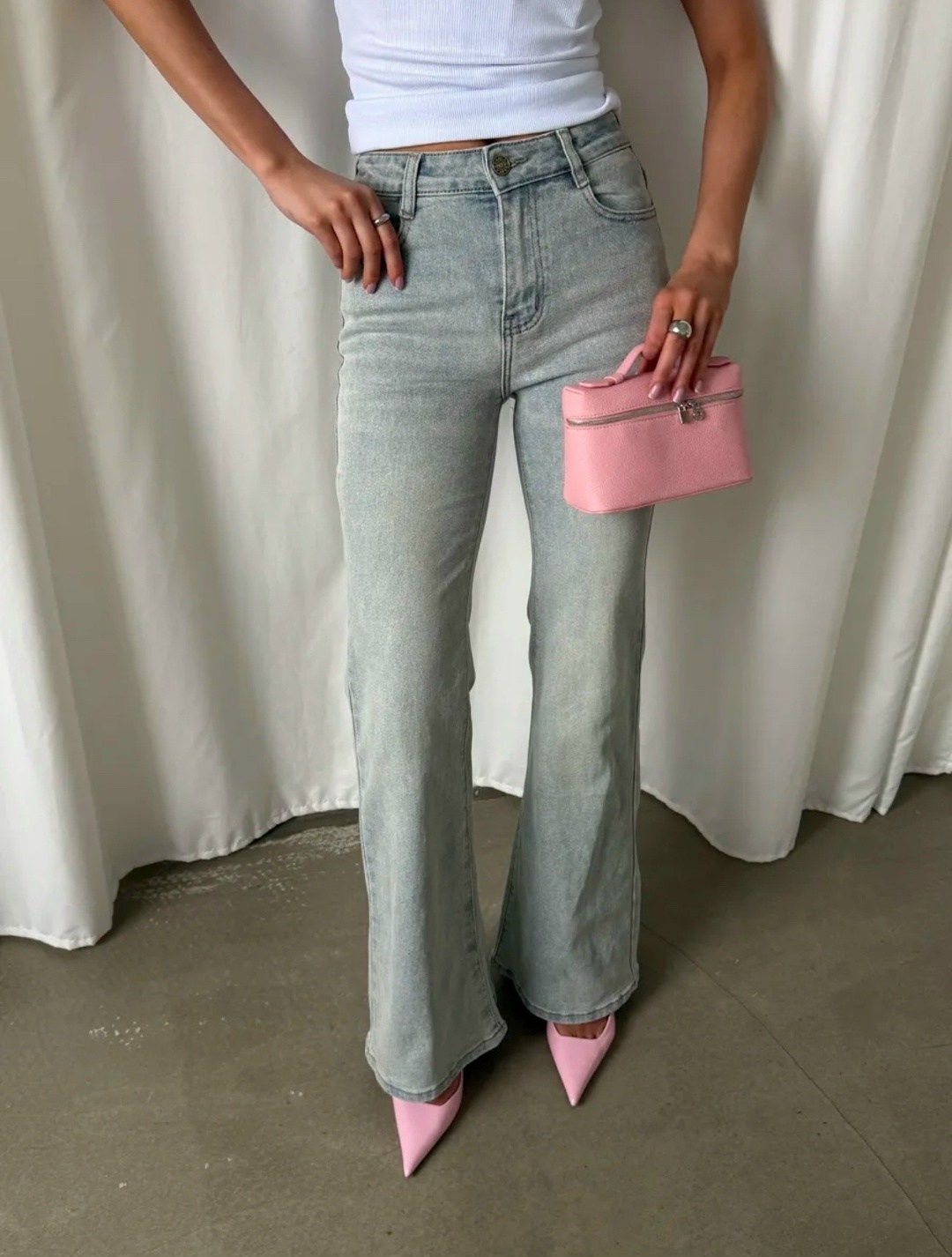 джинсы клеш от колена с высокой посадкой,джинсы клеш женские,белые джинсы клеш от колена,женские джинсы,джинсы-клеш от колена