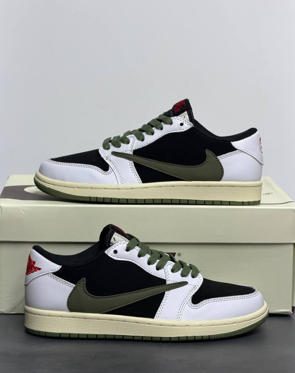 кроссовки travis scott x air jordan 1 low olive,кроссовки nike air jordan 1 low x travis scott,nike air jordan 1 low travis scott,кроссовки nike air jordan 1 low x travis scott цвет зеленый,кроссовки