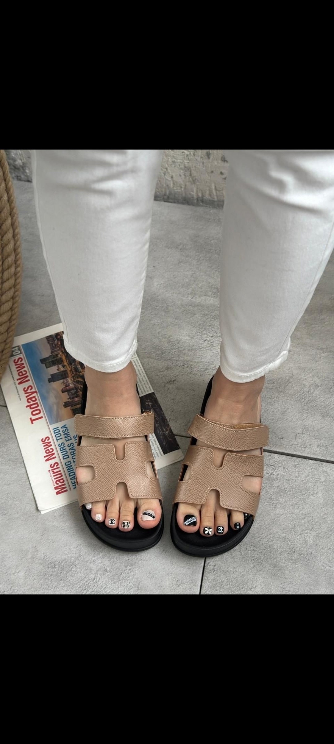 шлепанцы женские,модные шлепанцы,женские сандалии,,шлепки женские