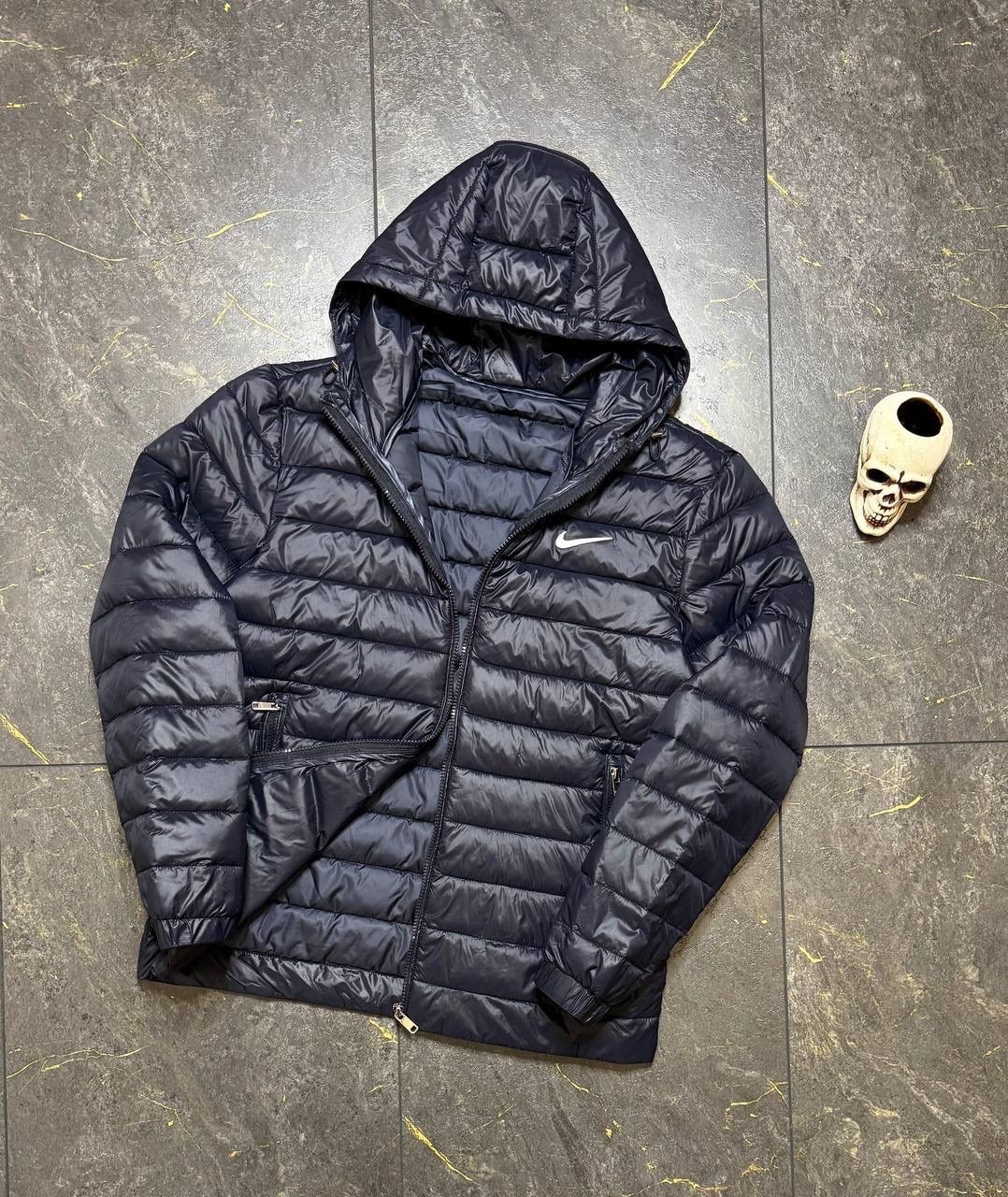 куртка мужская демисезонная стеганная на синтепоне с логотипом,мужская куртка с капюшоном,куртка пуховик мужская,куртка мужскaя демисезонная,куртка пуховик