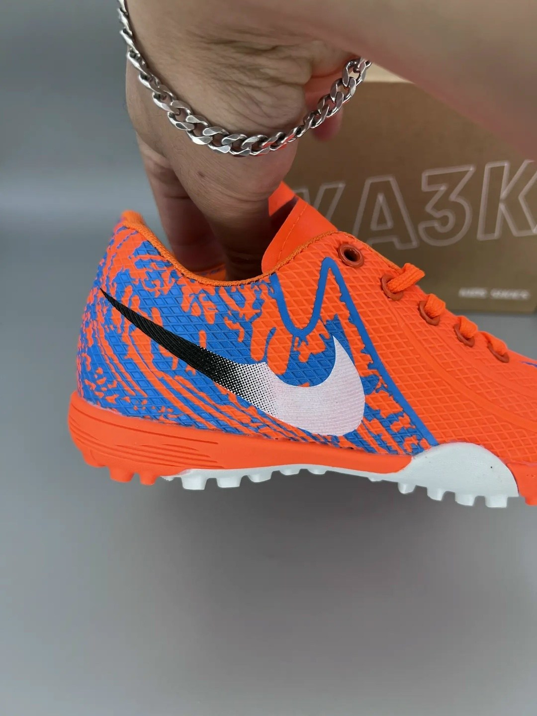 бутсы футбольные детские сороконожки,сороконожка для футбола,бутсы футбольные детские,футбольные бутсы сороконожки,сороконожки для футбола детские