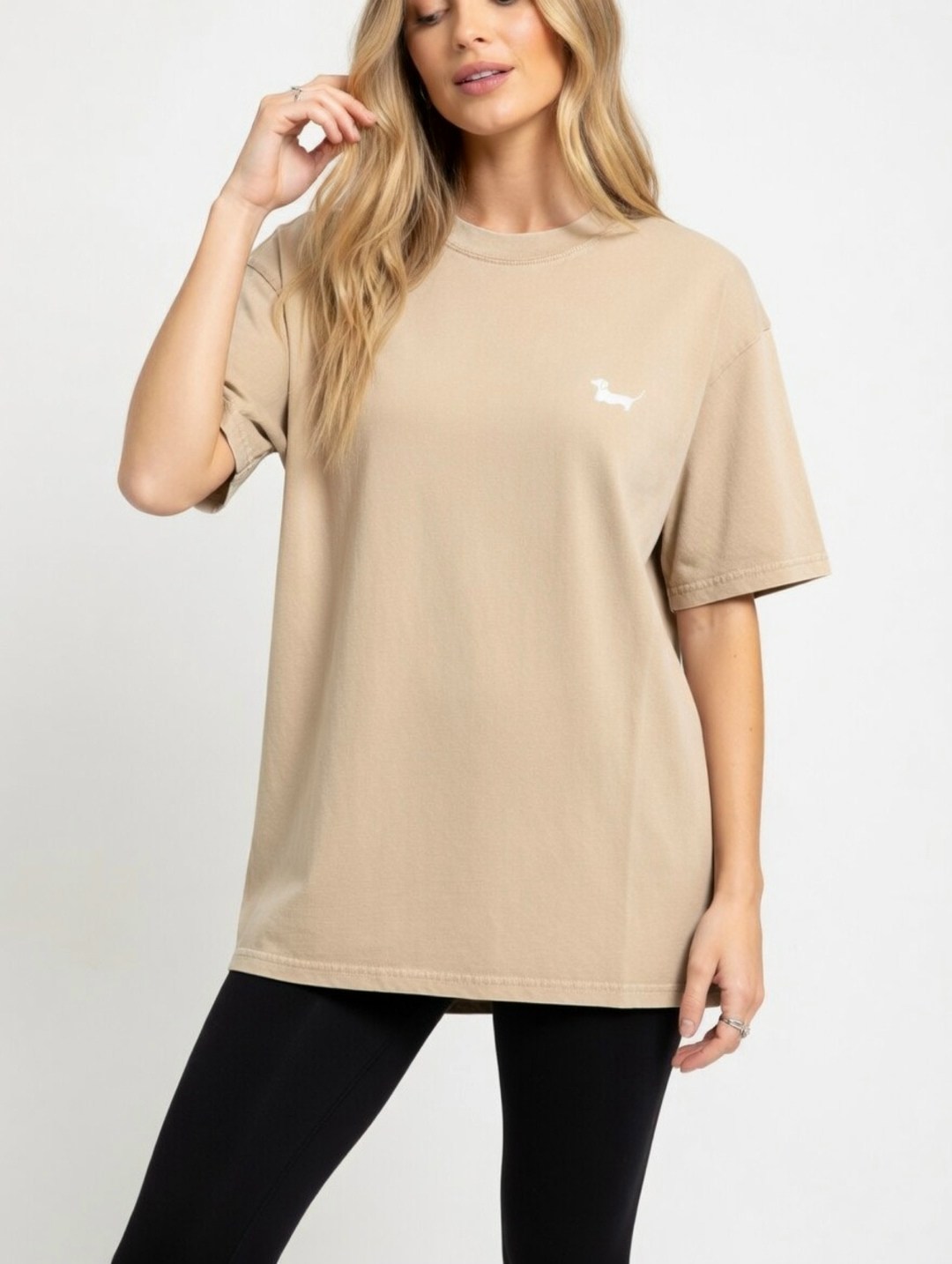 свитшот женская,футболка с эффектом варёнки в стиле оверсайз,футболка женская с эффектом варёнки в стиле оверсайз с маленькими сердечками,свитшот со стразами,женская кофта