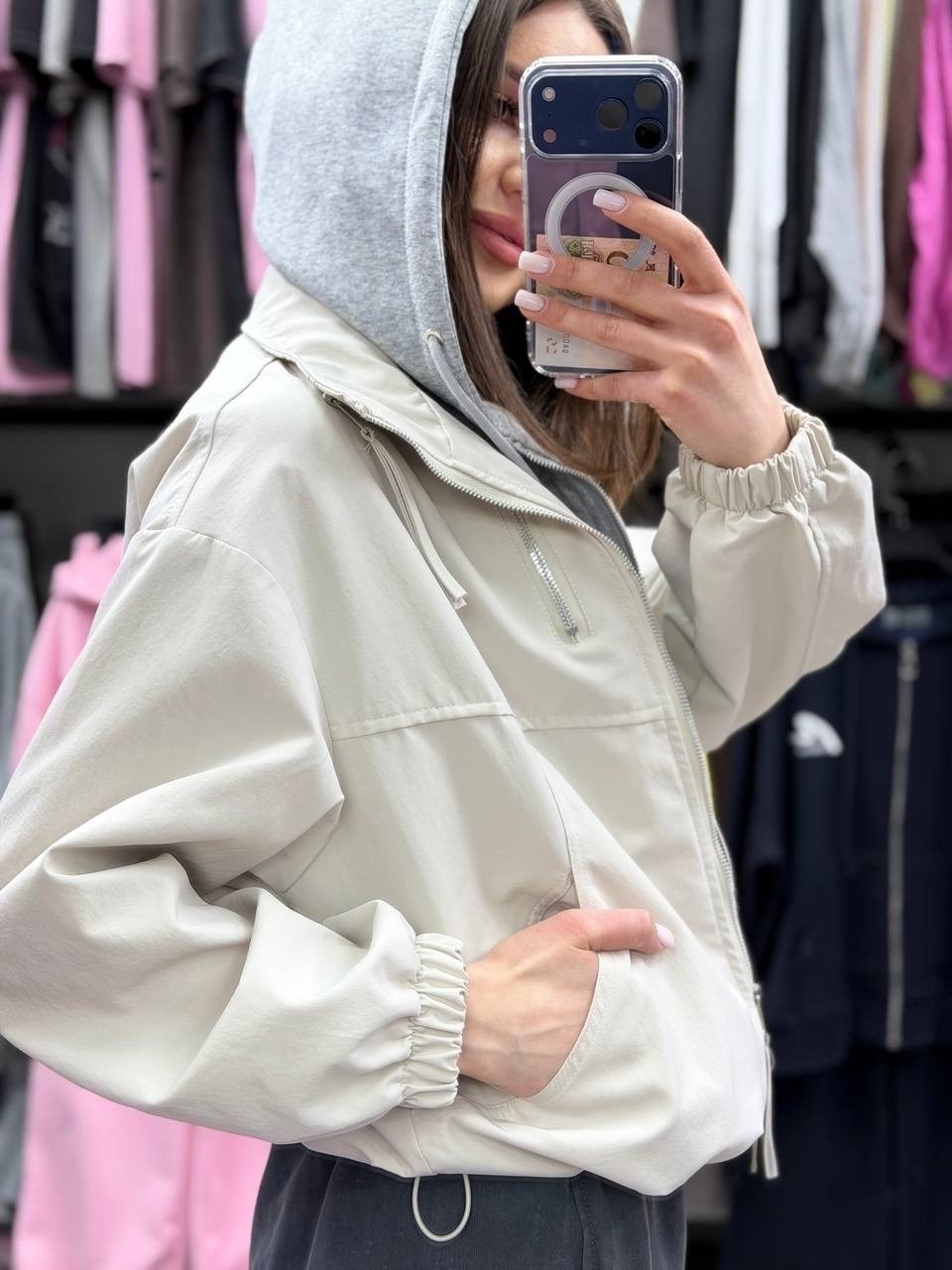 повседневная куртка,ветровка,куртка женская,ветровка женская,легкая куртка