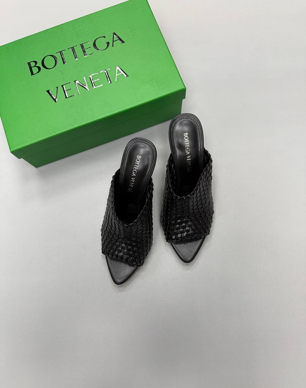 босоножки bottega veneta,тапочки боттега,кожаные мюли bottega veneta,,босоножки bottega