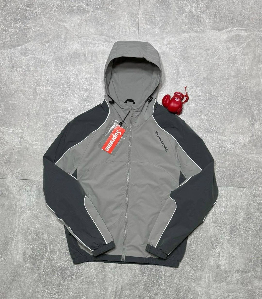 белая ветровка томми хилфигер,белая куртка томми хилфигер,легкая куртка,белая куртка,ветровка