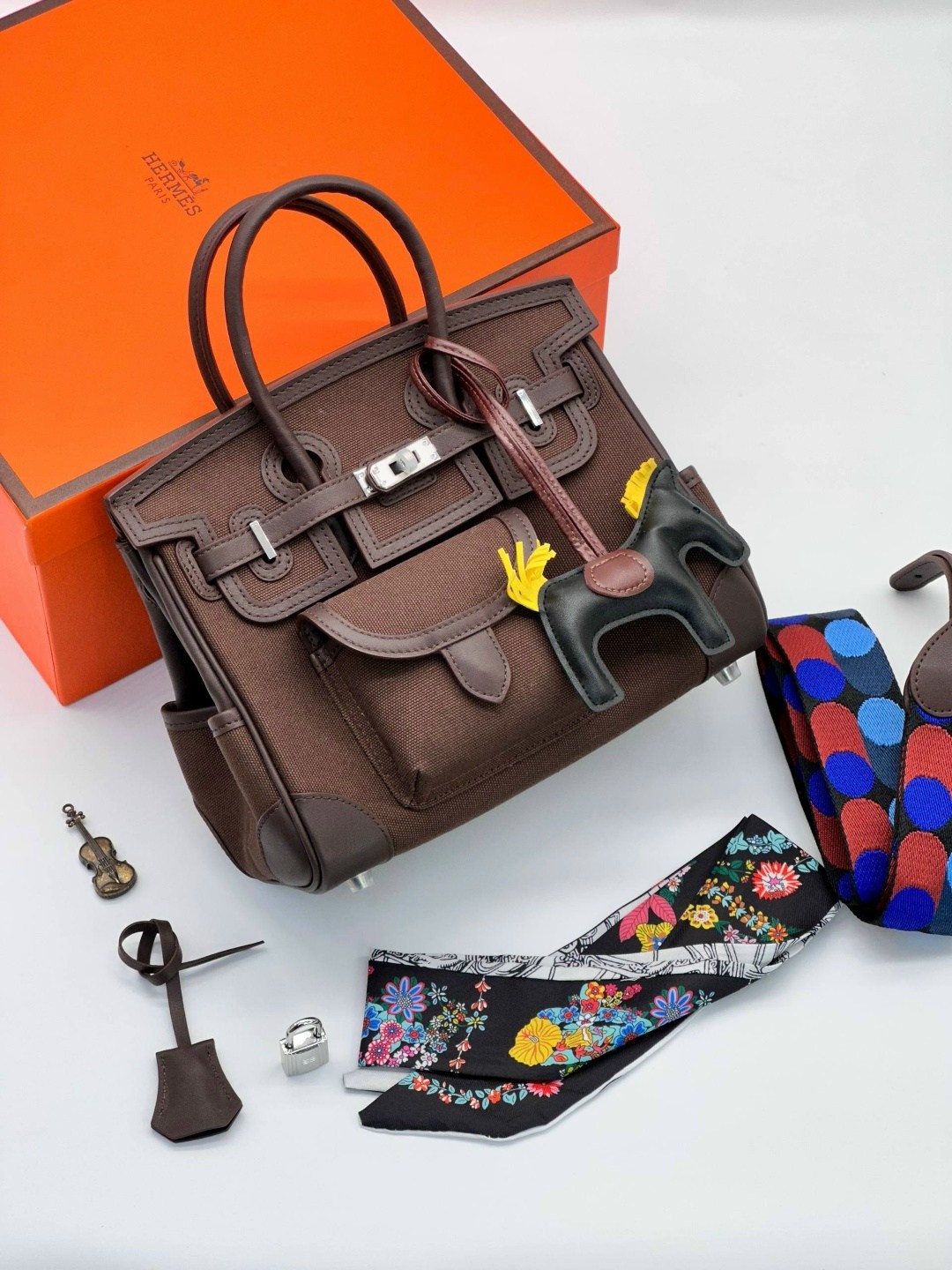 сумка hermes birkin,женская сумка hermes,сумка hermes,сумка гермес,hermes birkin сумка с лошадкой