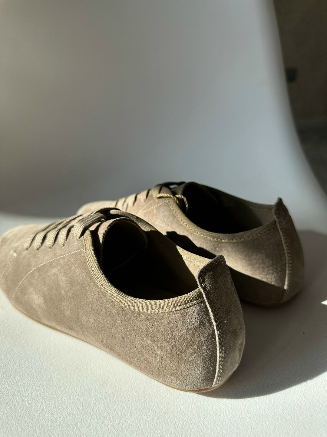 ,кроссовки замшевые,loro piana замшевые кроссовки,кеды замшевые,женские кеды tendance артикул