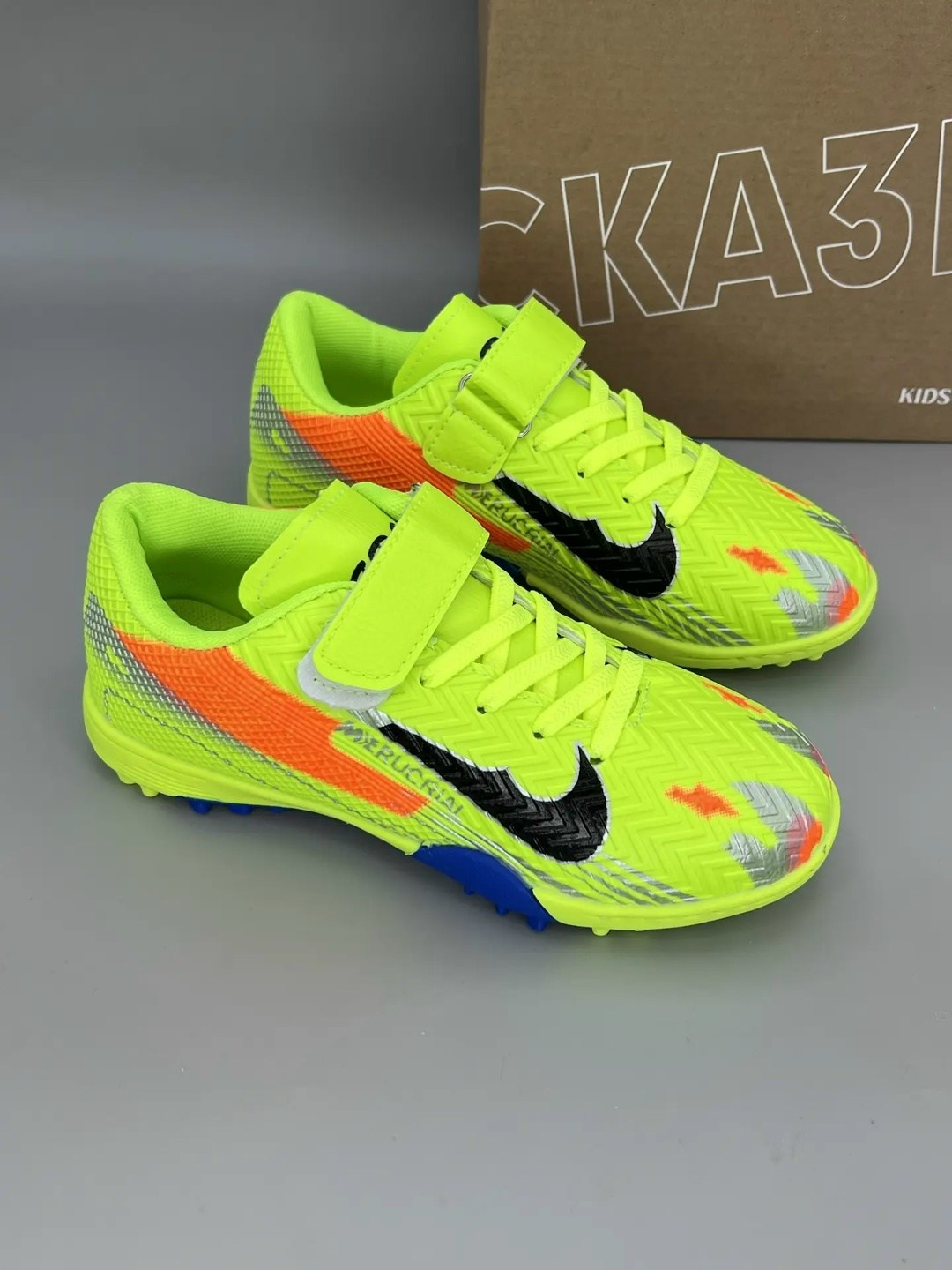 сороконожки для футбола,футбольная бутса,футбольные сороконожки,бутсы футбольные детские,сороконожки найк хайпервеном