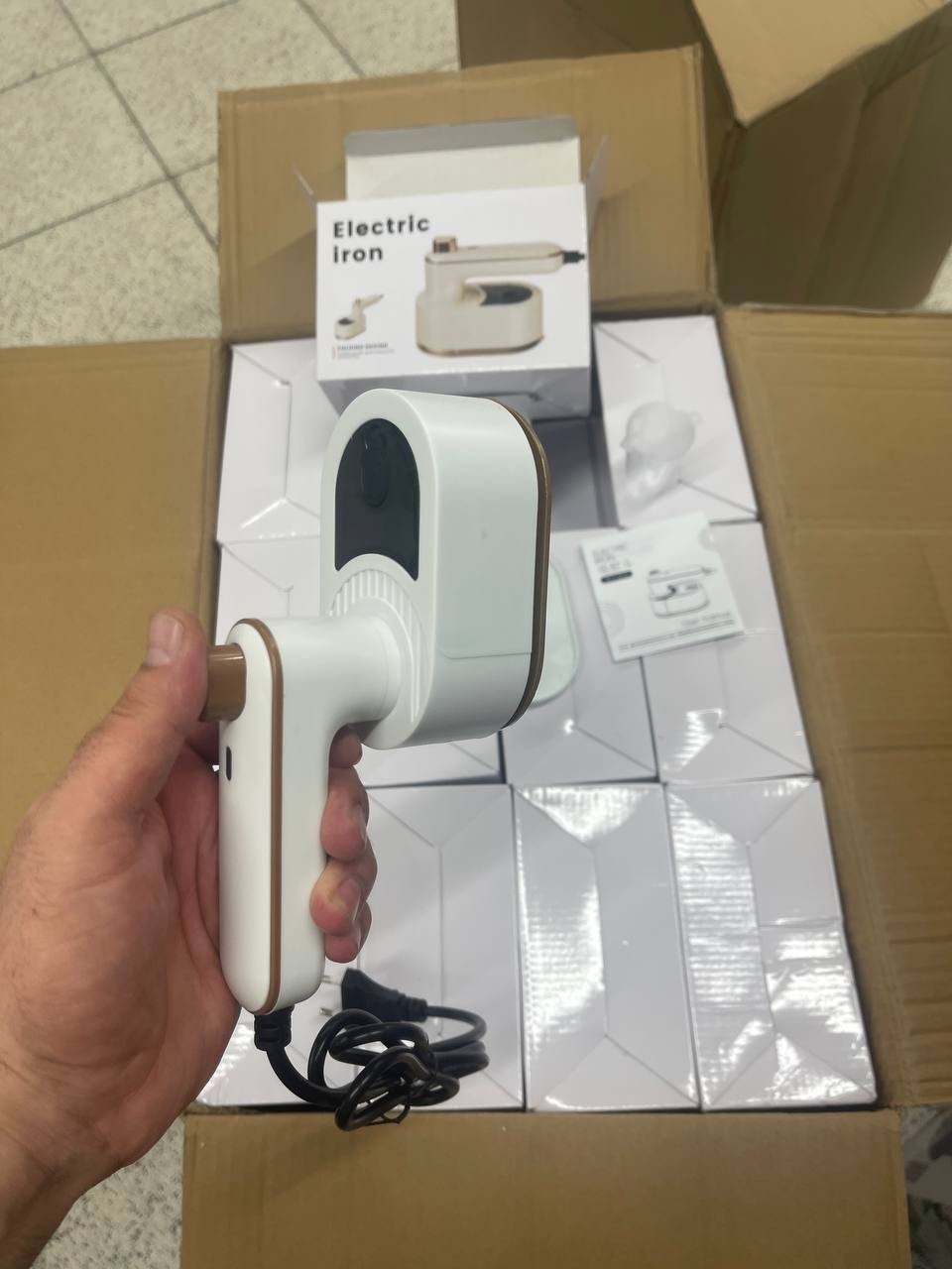 электрический утюг,отпариватель ручная,паровой утюг для одежды,утюг для одежда,электрический утюг для одежды