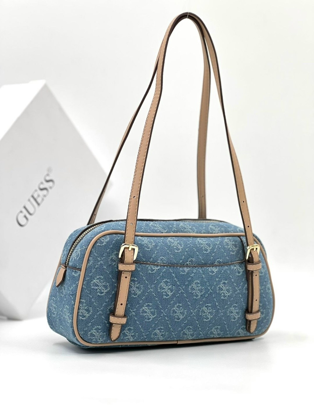 женская сумка guess,сумка guess,сумка джинсовая guess цвет голубой,сумка джинсовая guess cerelia mini shoulder satchel,джинсовая сумка guess