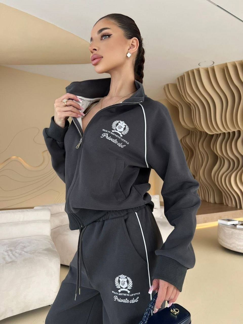 женский спортивный костюм,женский костюм,спортивный костюм,стильные женские костюмы,костюм женский теплый