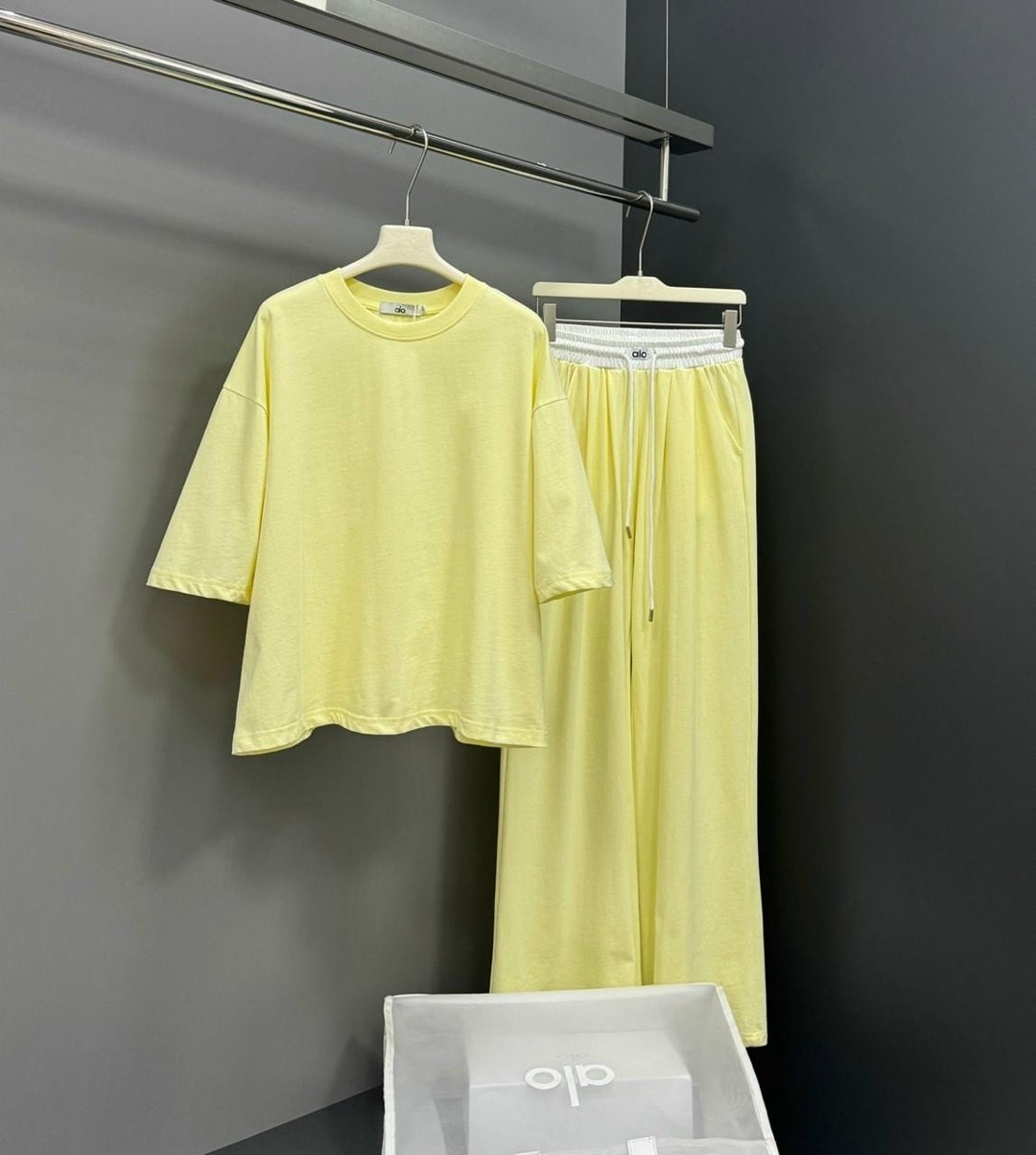 костюм с брюками,костюм желтый,трикотажные костюмы,повседневный костюм,спортивные костюмы женские