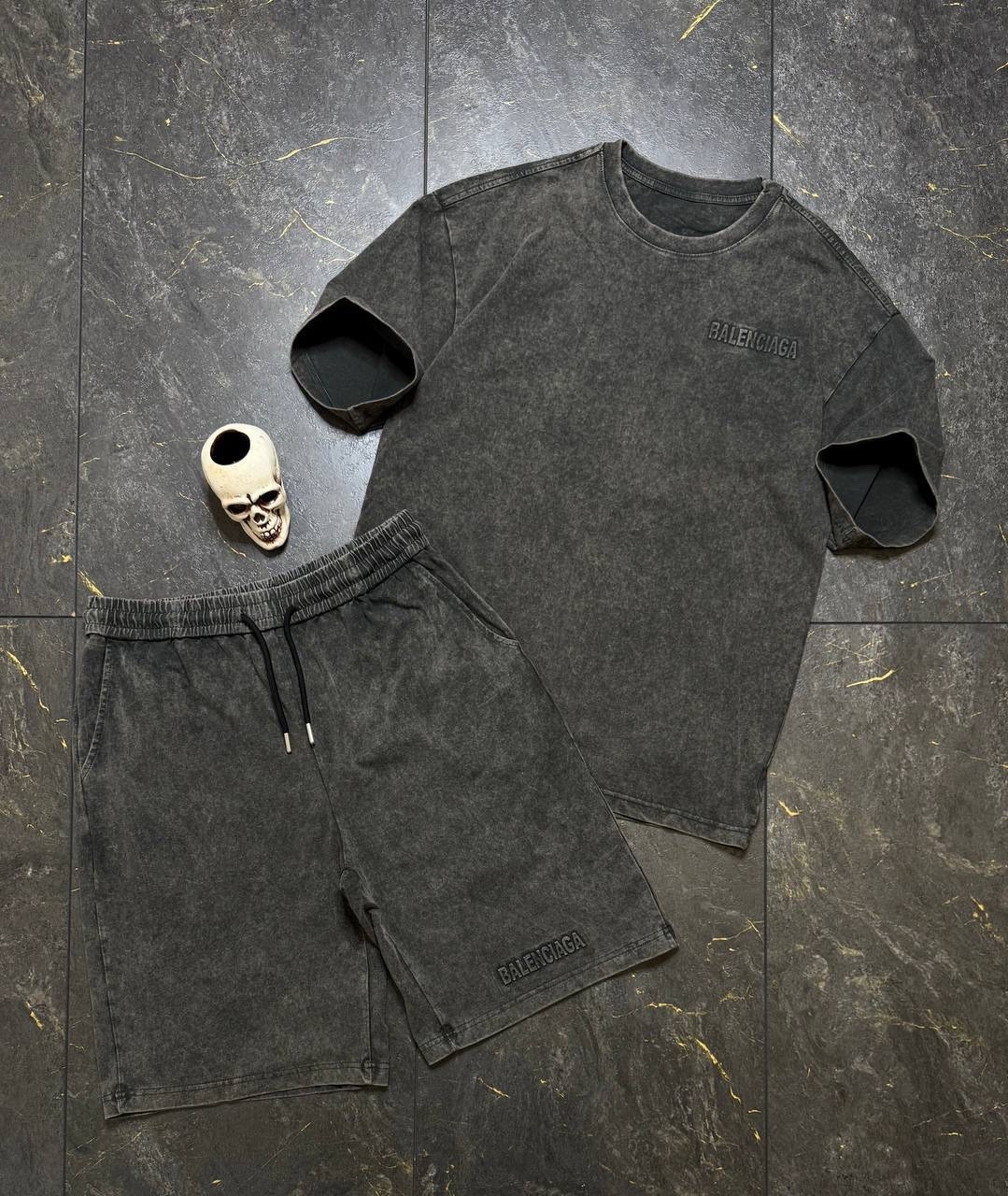 костюм для мужчин,мужские спортивные костюмы,шорты для мужчин,костюм футболка шорты