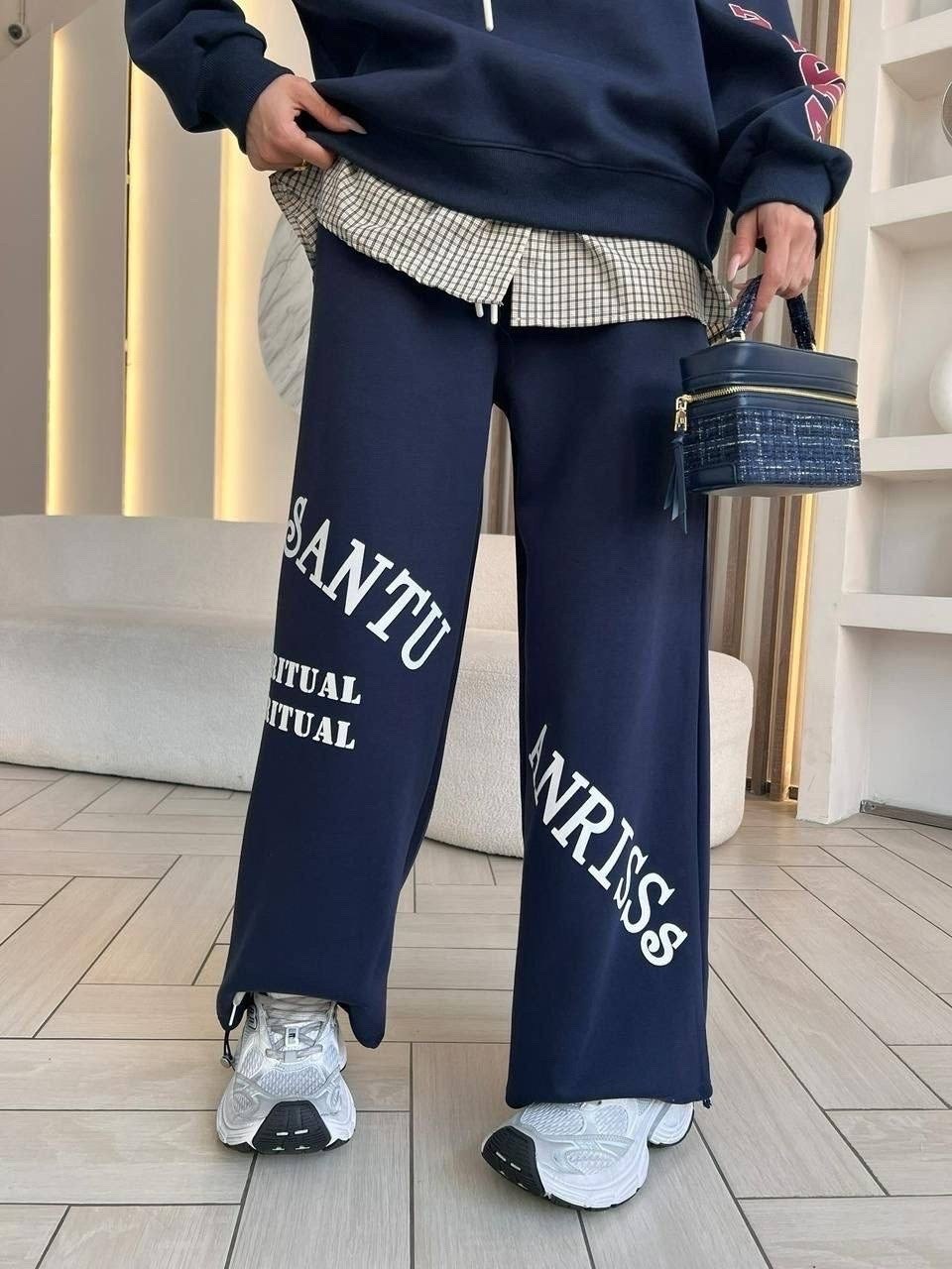 женские уличные спортивные брюки zoki с надписью,женские спортивные брюки,cпортивные штаны женские,спортивные штаны широкие,спортивные брюки