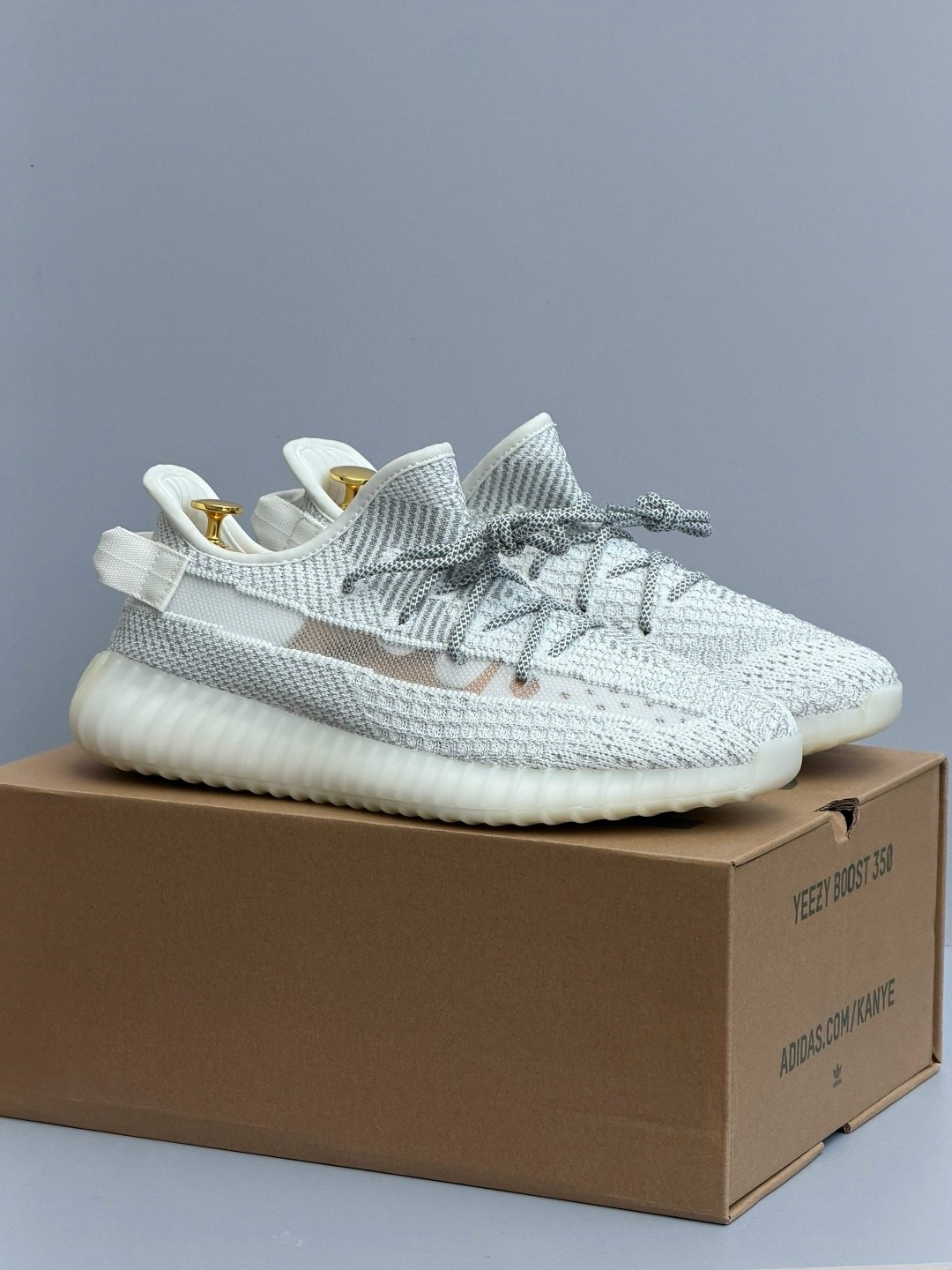 adidas yeezy boost 350 v2 cloud white reflective,adidas yeezy boost 350 v 2,yeezy boost 350 v2 ash pearl,кроссовки adidas yeezy boost 350,yeezy boost 350 adidas