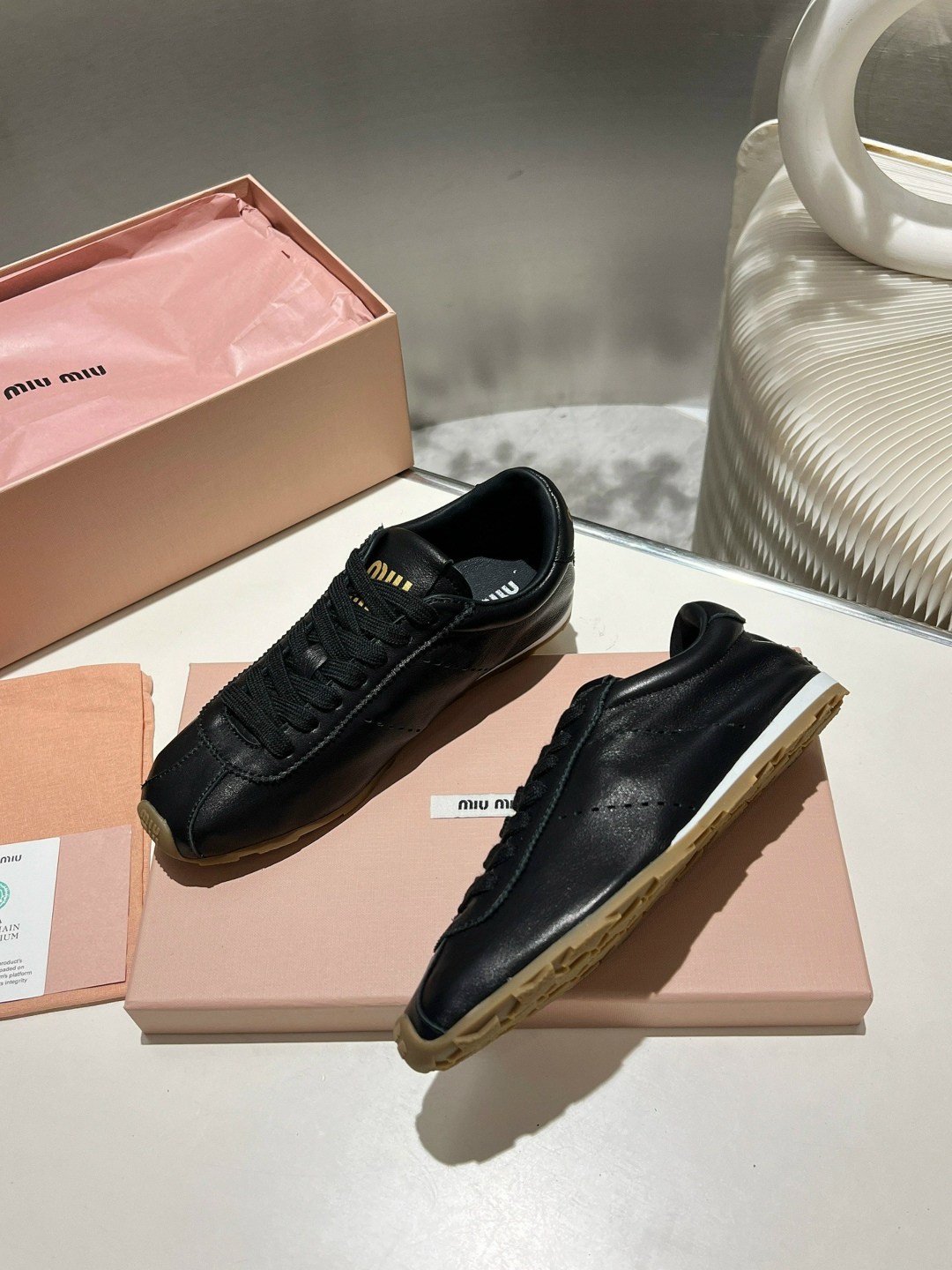 ,кроссовки miu miu,мужские кроссовки puma,puma roma classic gum,кожаные кроссовки