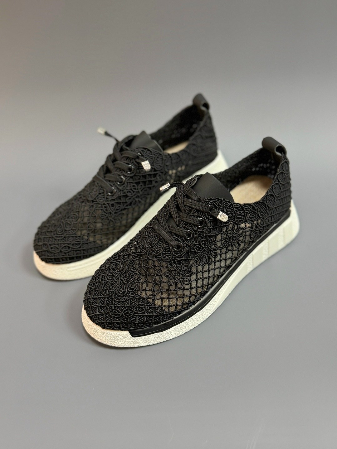 ,женские кроссовки,обуви,спортивная ,женская