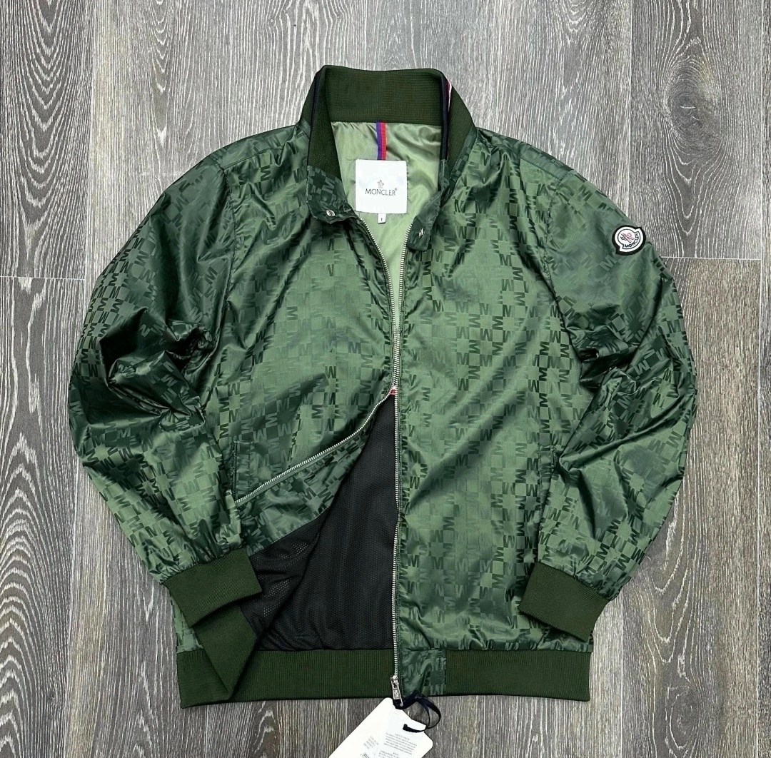 ветровка moncler,бомбер moncler,moncler куртка,бомбер мужская куртка,куртка бомбер