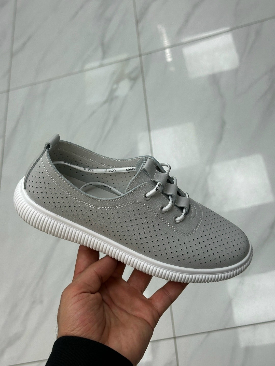 ,слипоны женские,слипоны женские летние,слипоны с перфорацией,женская