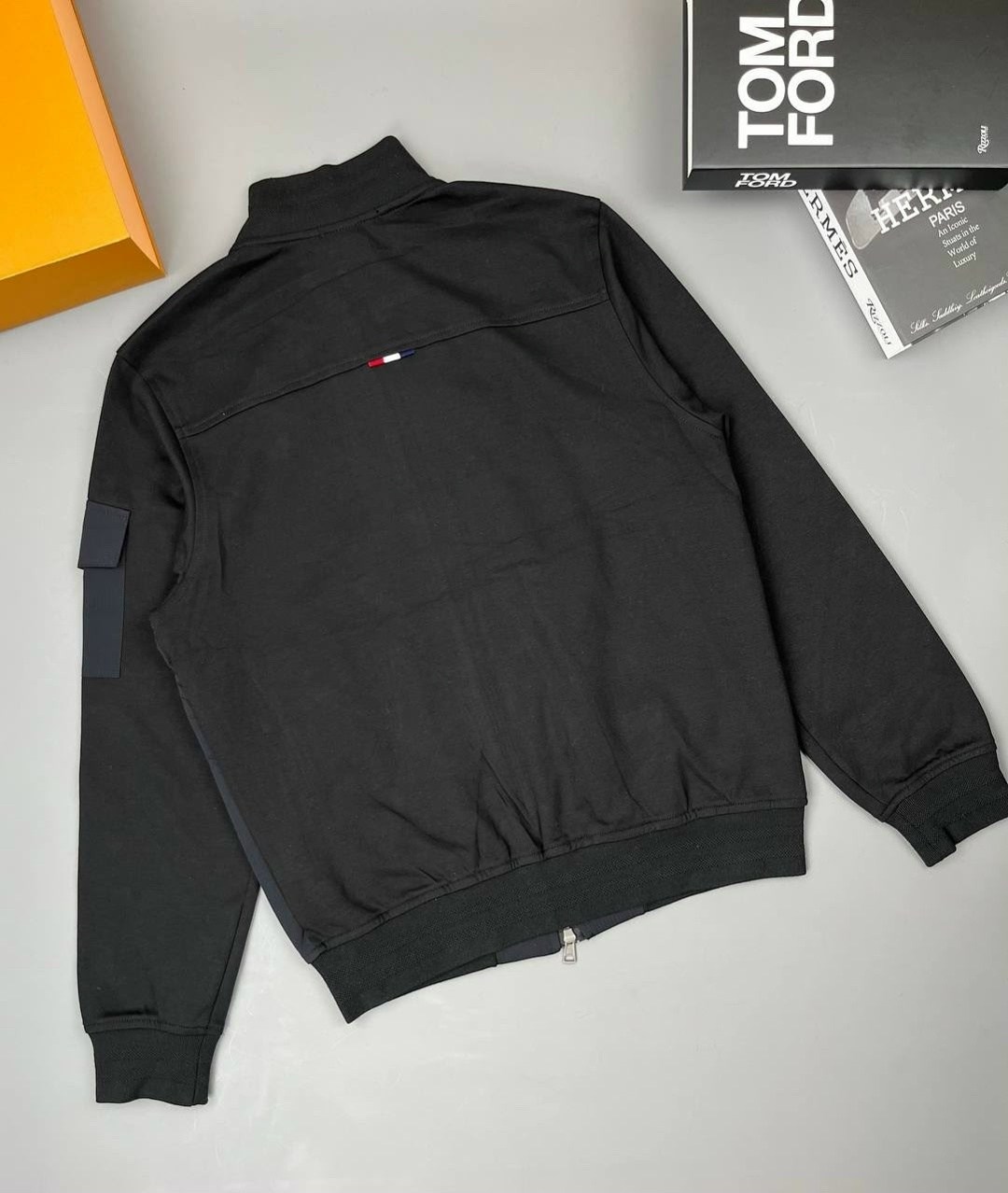 костюм спортивный moncler,костюм монклер мужской оригинал,монклер спортивные костюмы мужские,костюм монклер мужской,костюм moncler мужской