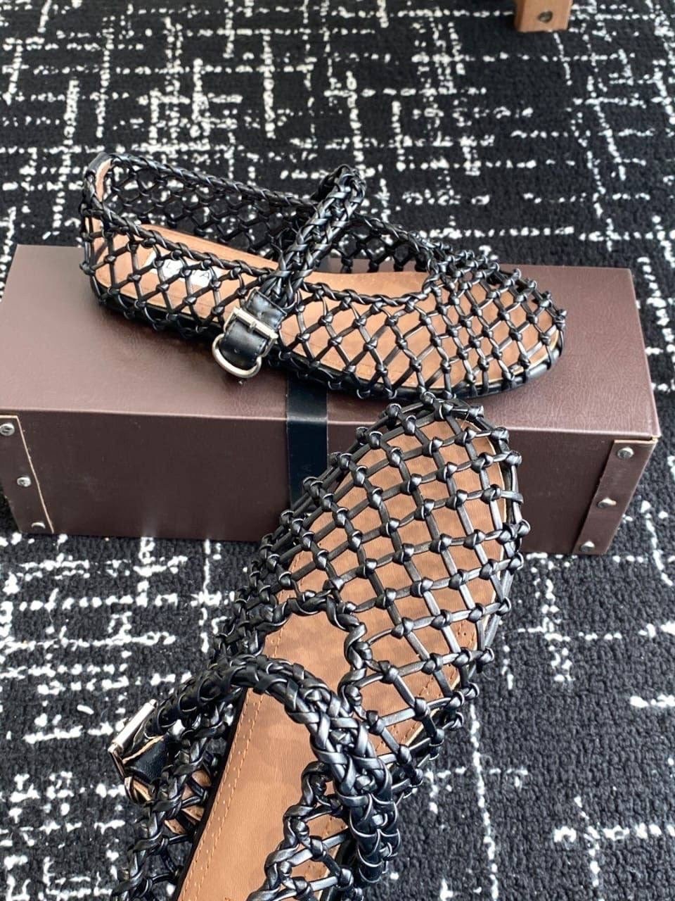 ,балетки alaia,балетки в сетку,модная женская ,плетеные балетки