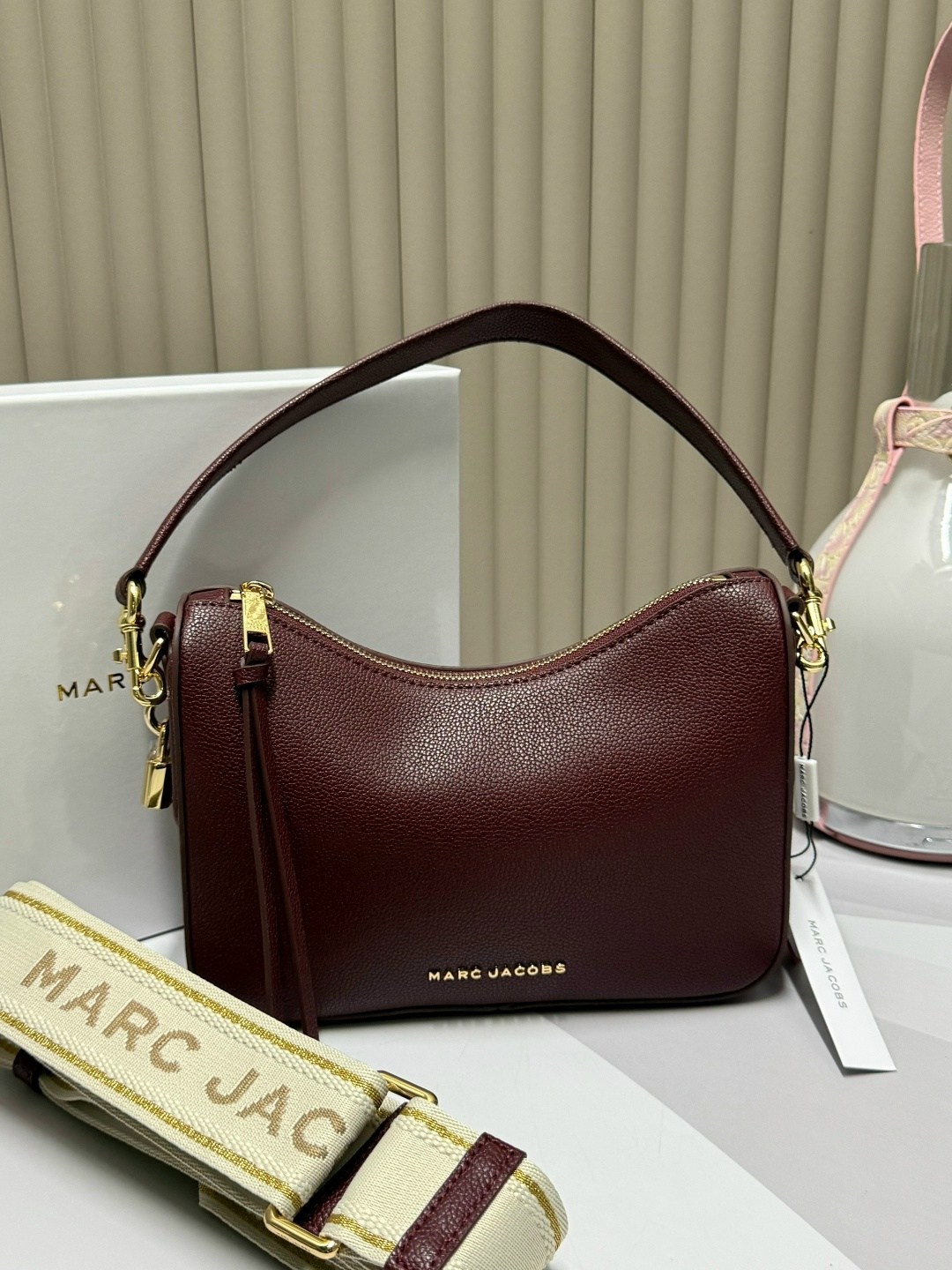 сумка marc jacobs 25-16 см натуральная замша,сумка marc jacobs женская,сумка marc jacobs натуральная кожа,сумка,marc jacobs сумка