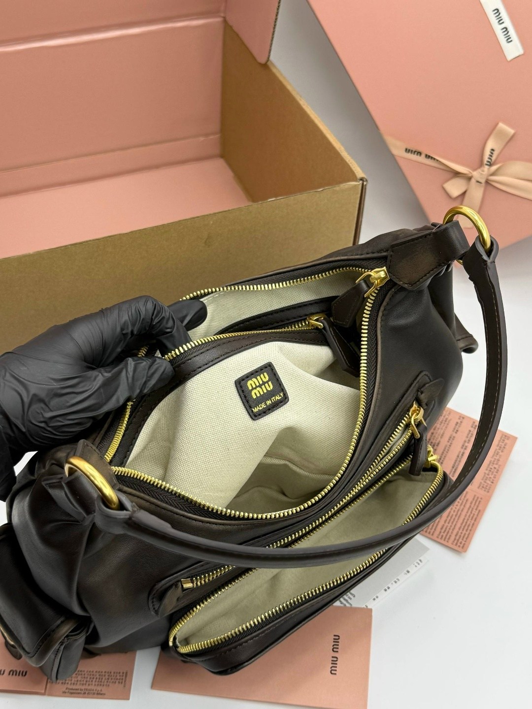 сумка miu miu,сумка женская miu miu,сумка,miu miu сумка на плечо кросс-боди,сумка miu miu натуральная кожа