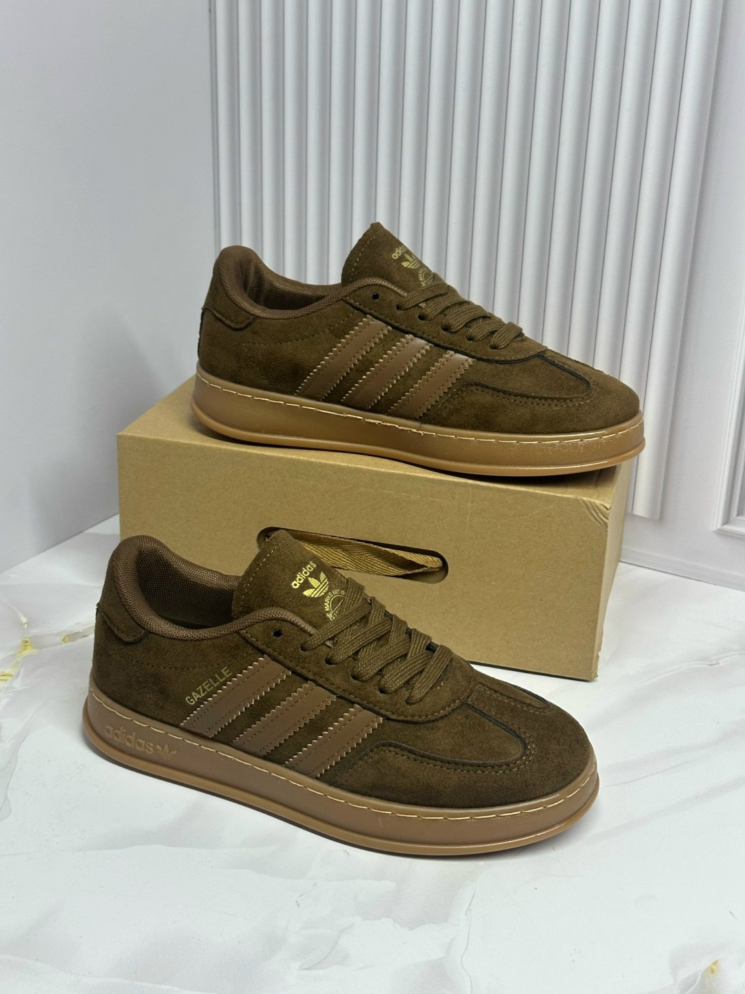 ,кроссовки adidas,адидас spezial зеленые,кроссовки adidas originals gazelle bold,adidas мужские кроссовки