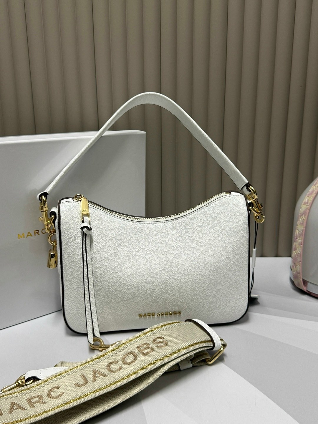 сумка marc jacobs 25-16 см натуральная замша,сумка marc jacobs женская,сумка marc jacobs натуральная кожа,сумка,marc jacobs сумка