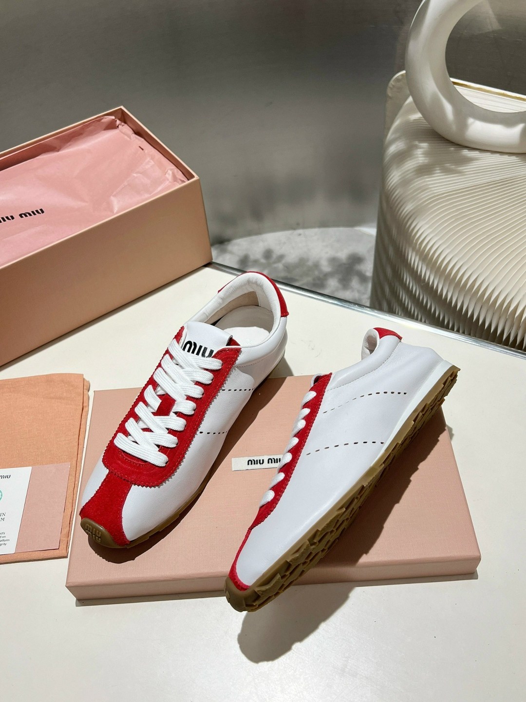 ,кроссовки miu miu,мужские кроссовки puma,puma roma classic gum,кожаные кроссовки