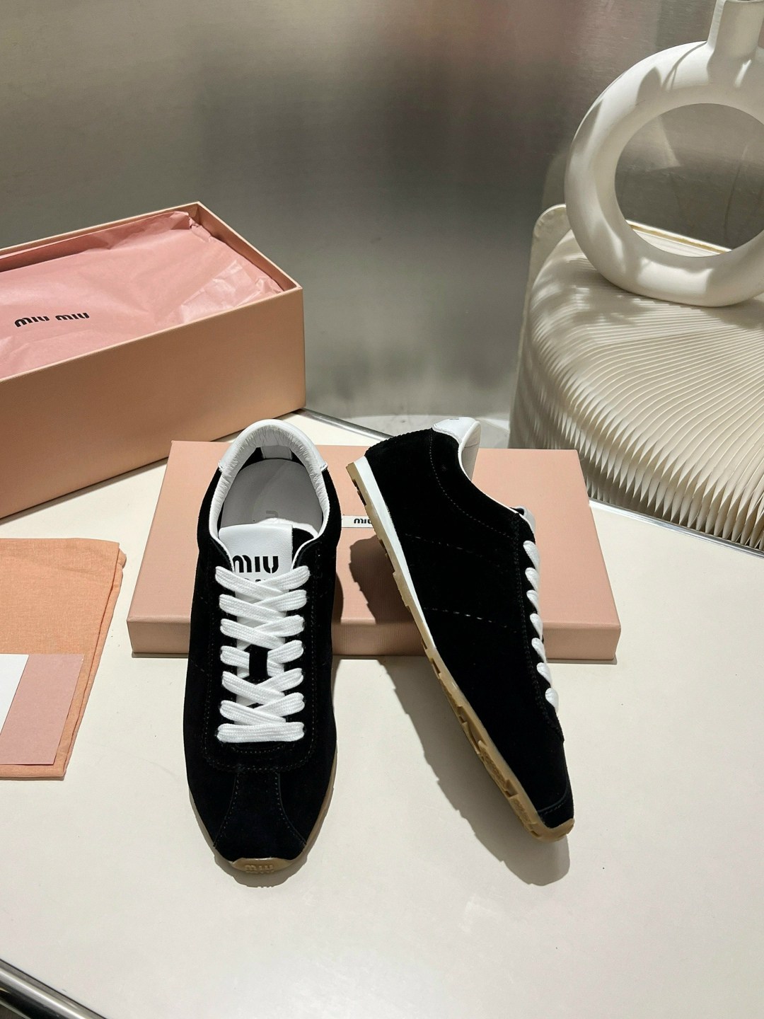 ,кроссовки miu miu,мужские кроссовки puma,puma roma classic gum,кожаные кроссовки