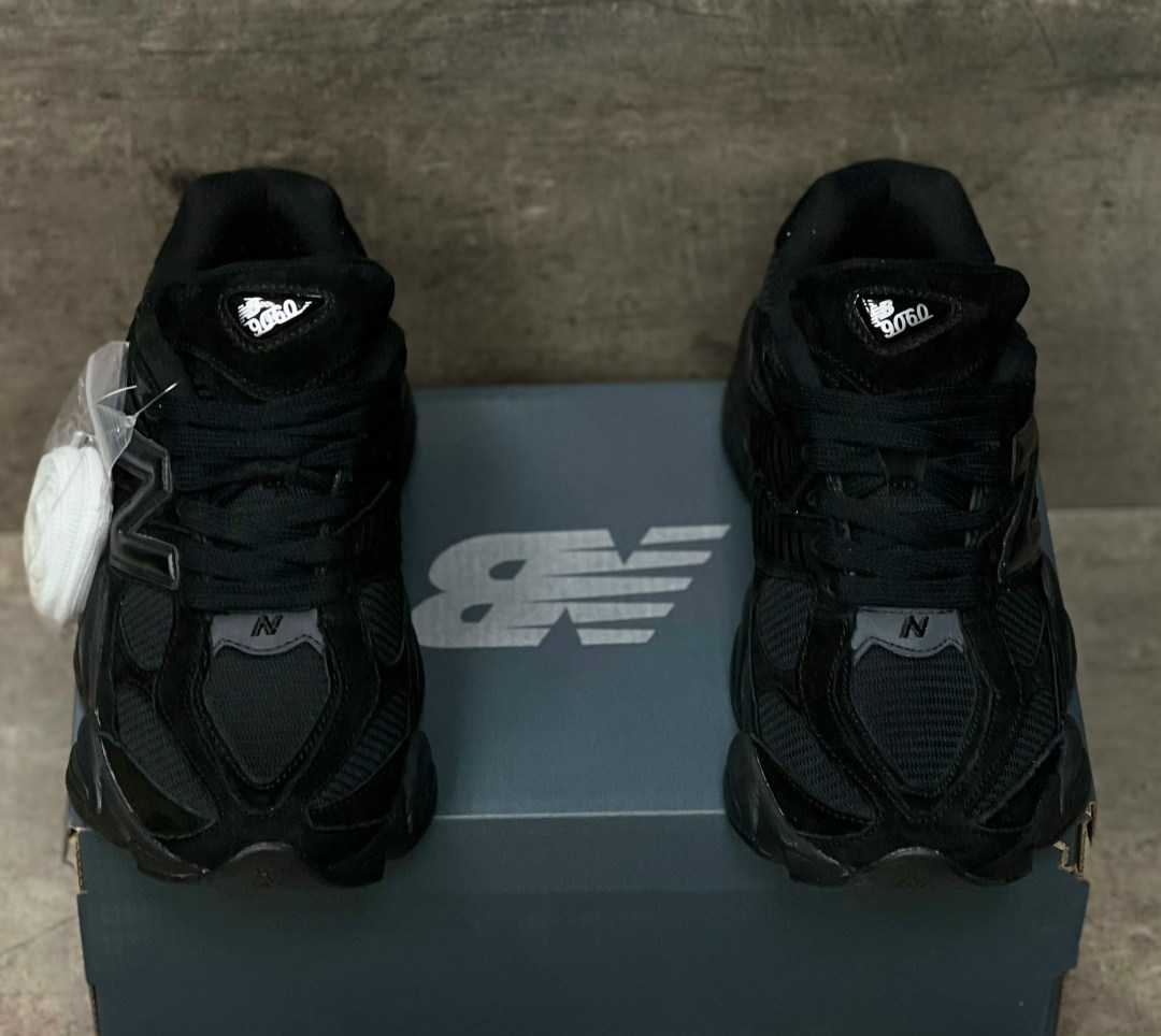 кроссовки мужские женские,кроссовки адидас falcon black,кроссовки черные,кроссовки adidas ozweego 2 x raf simons цвет черный,мужские кроссовки adidas