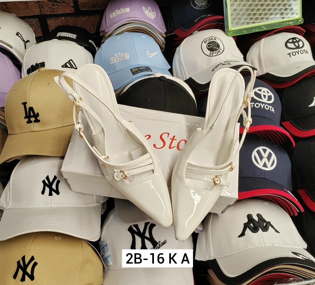 валентино гаравани ,,женские босоножки, женская,туфли