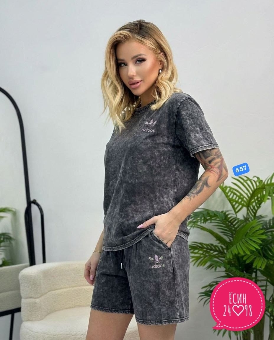 костюм тройка домашний женский велюр с шортами,костюм домашний велюровый с шортами,велюровый костюм с шортами,домашний костюм велюровый,женский костюм с шортами