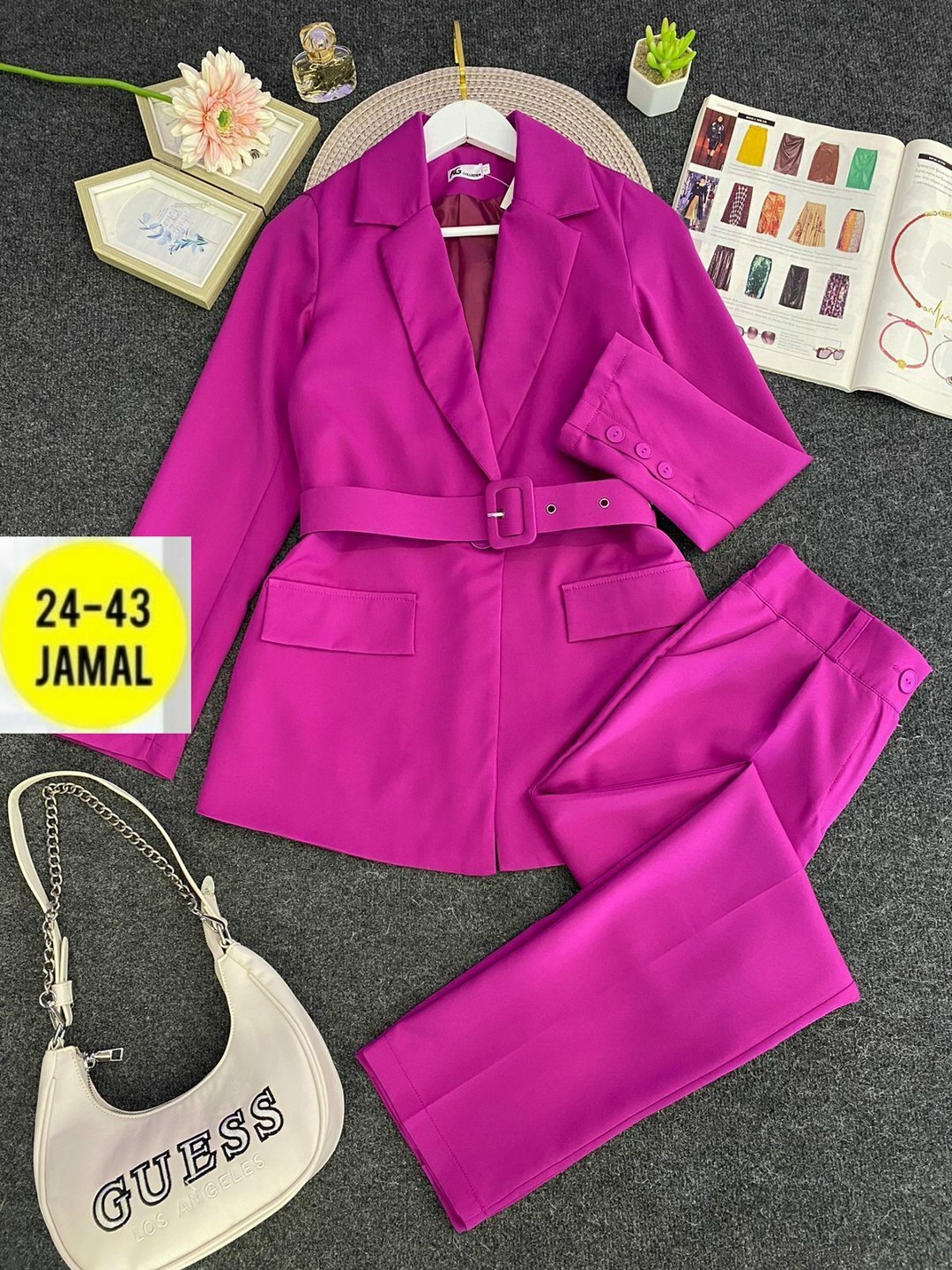 брючный костюм continental fashion 0211-07 фиолетовый,костюм женский,костюм женский фабрични пиджак классический с брюками,брючный костюм,брючный костюм женский фиолетового цвета