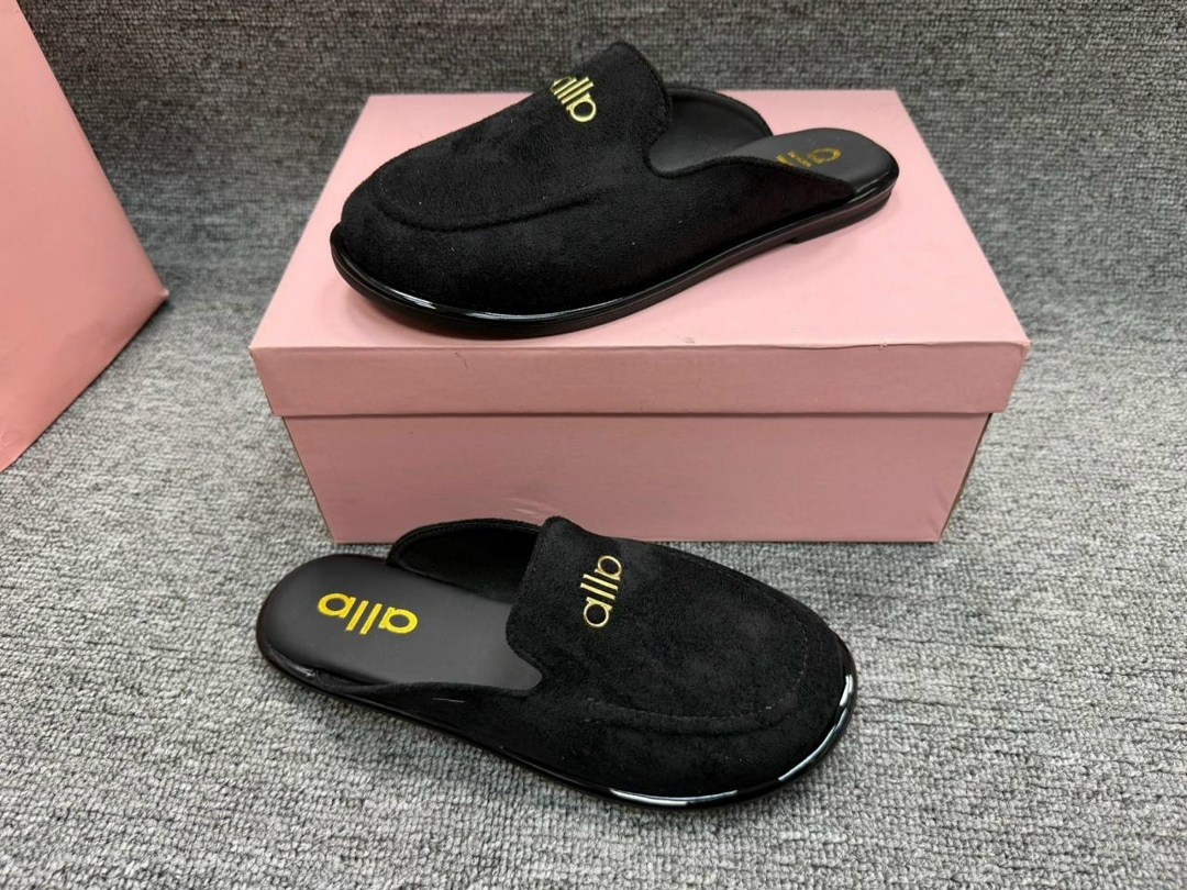 ,женские тапочки,модные тапочки,женские шлепанцы, женская