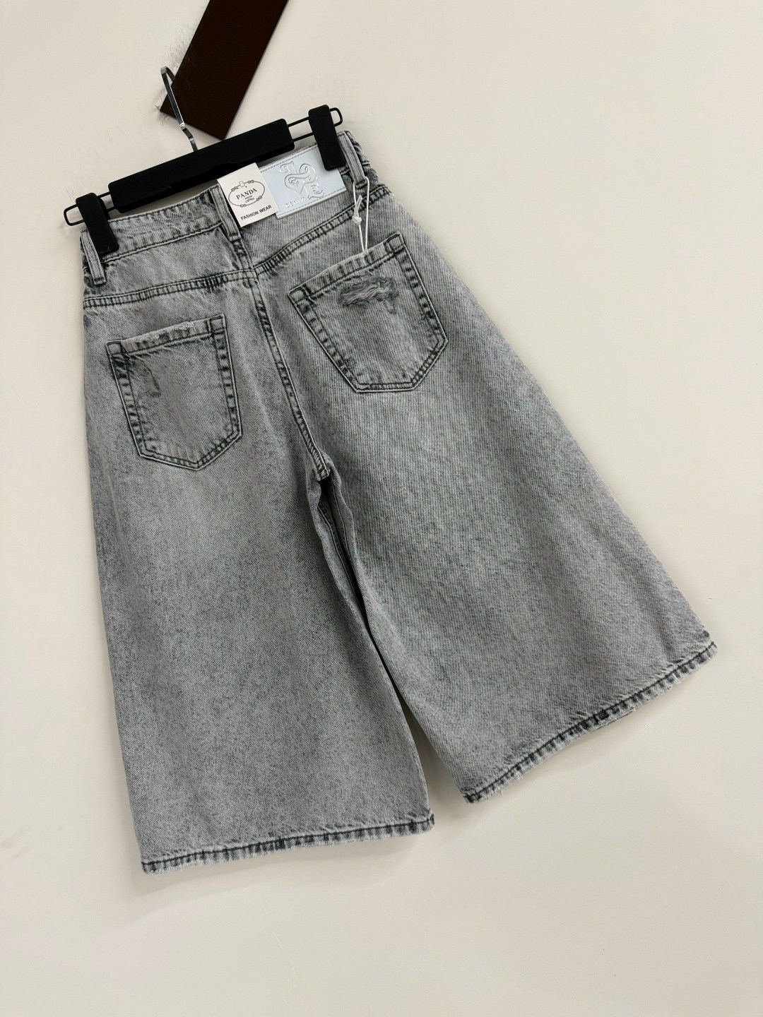 шорты джинсовые женские,шорты бермуды джинсовые,шорты удлиненные джинсовые,шорты джинсовыe,шорты бриджи джинсовые